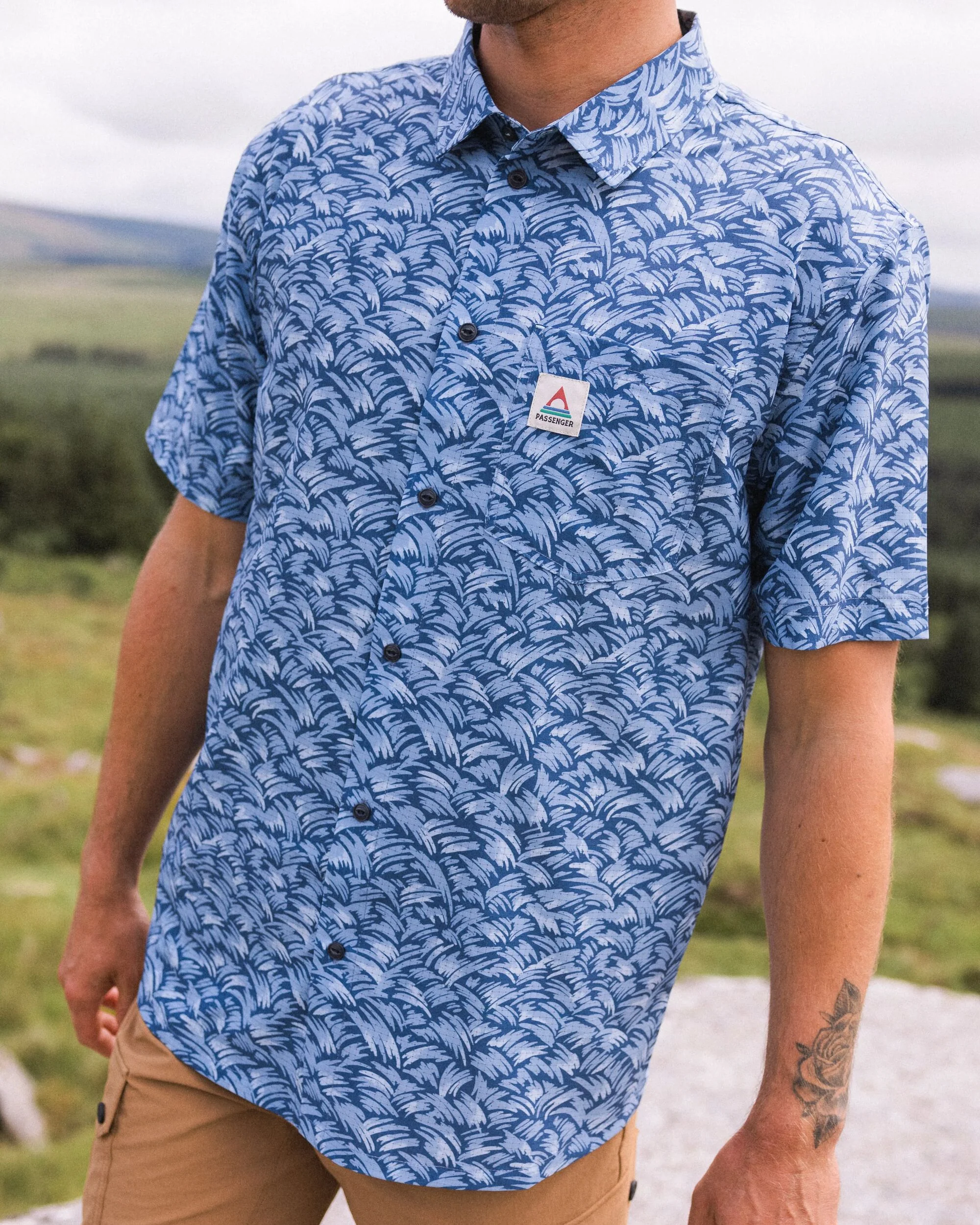 365 Active Shirt - Waves Dark Denim - Image 4