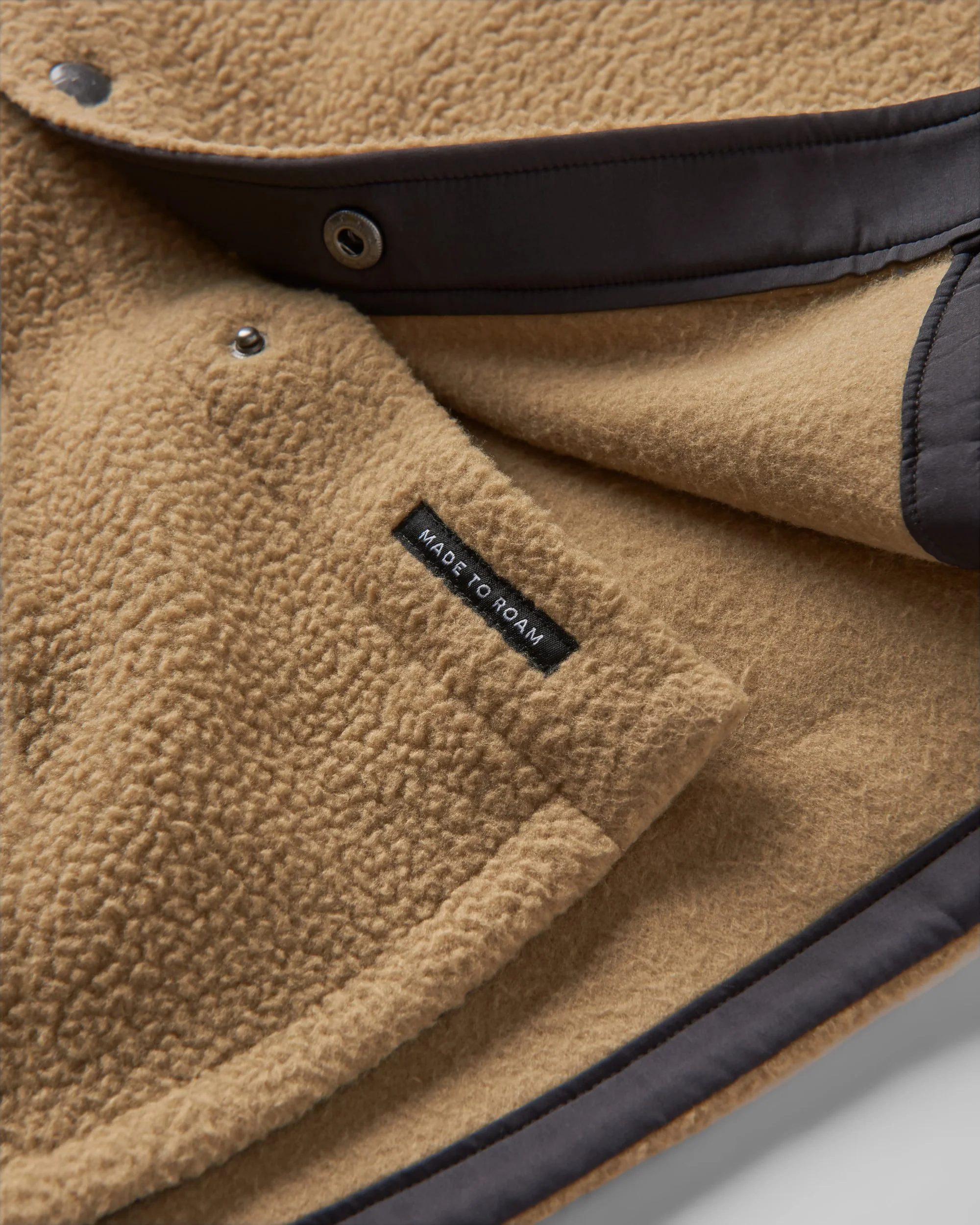 Backcountry Sherpa Fleece Shirt - Biscuit - Image 9