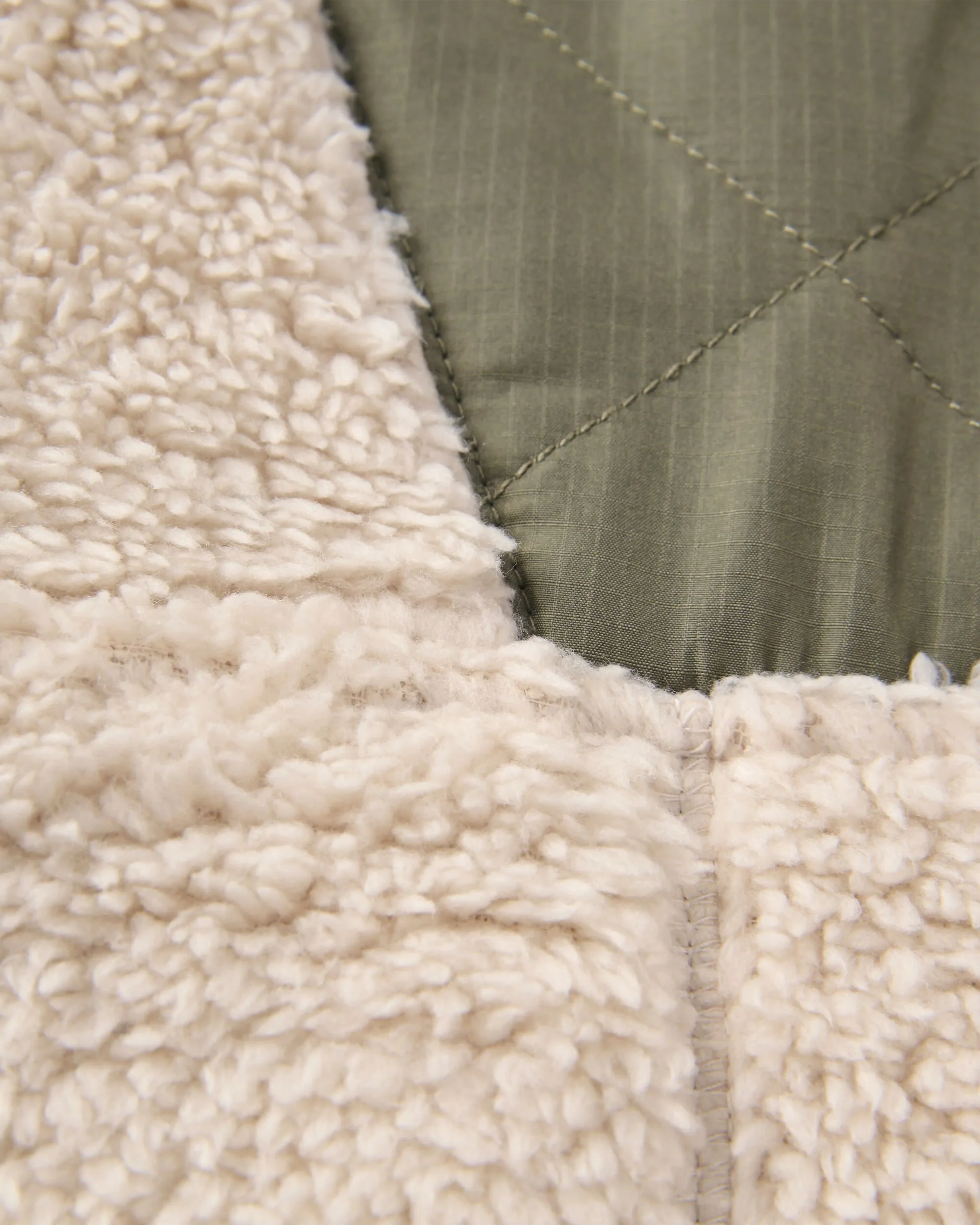 Beaumont Sherpa Hooded Fleece - Vintage White - Image 7