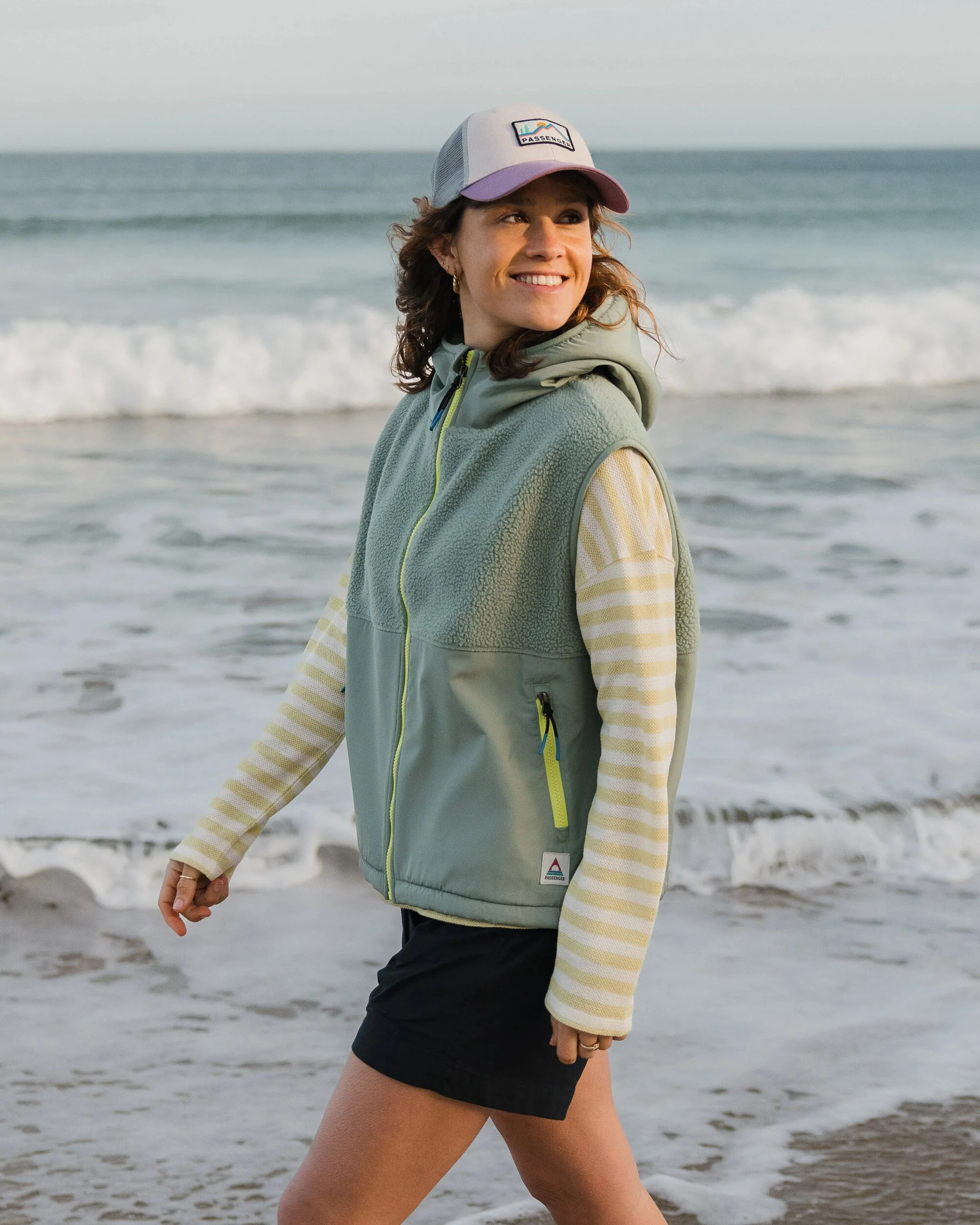 Beebalm Sherpa Fleece Vest - Pistachio - Image 4