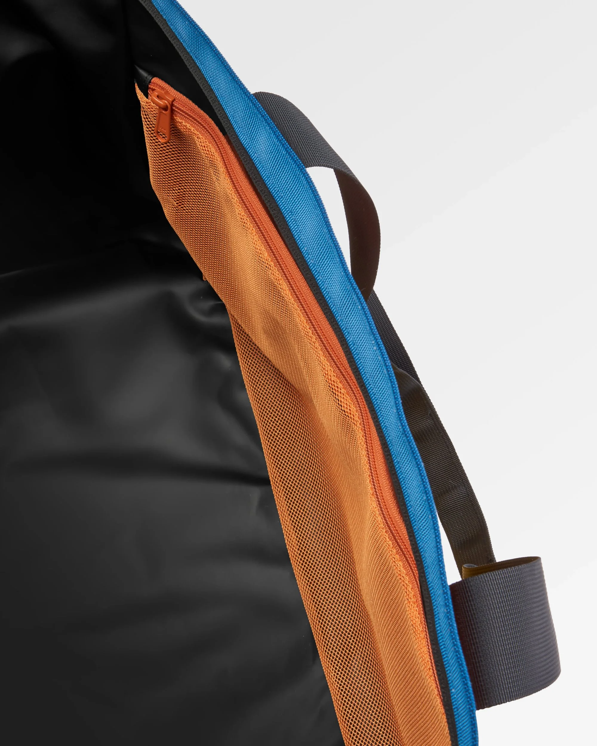 Boondocker Gear Tote 48L - Multi Colour - Image 6