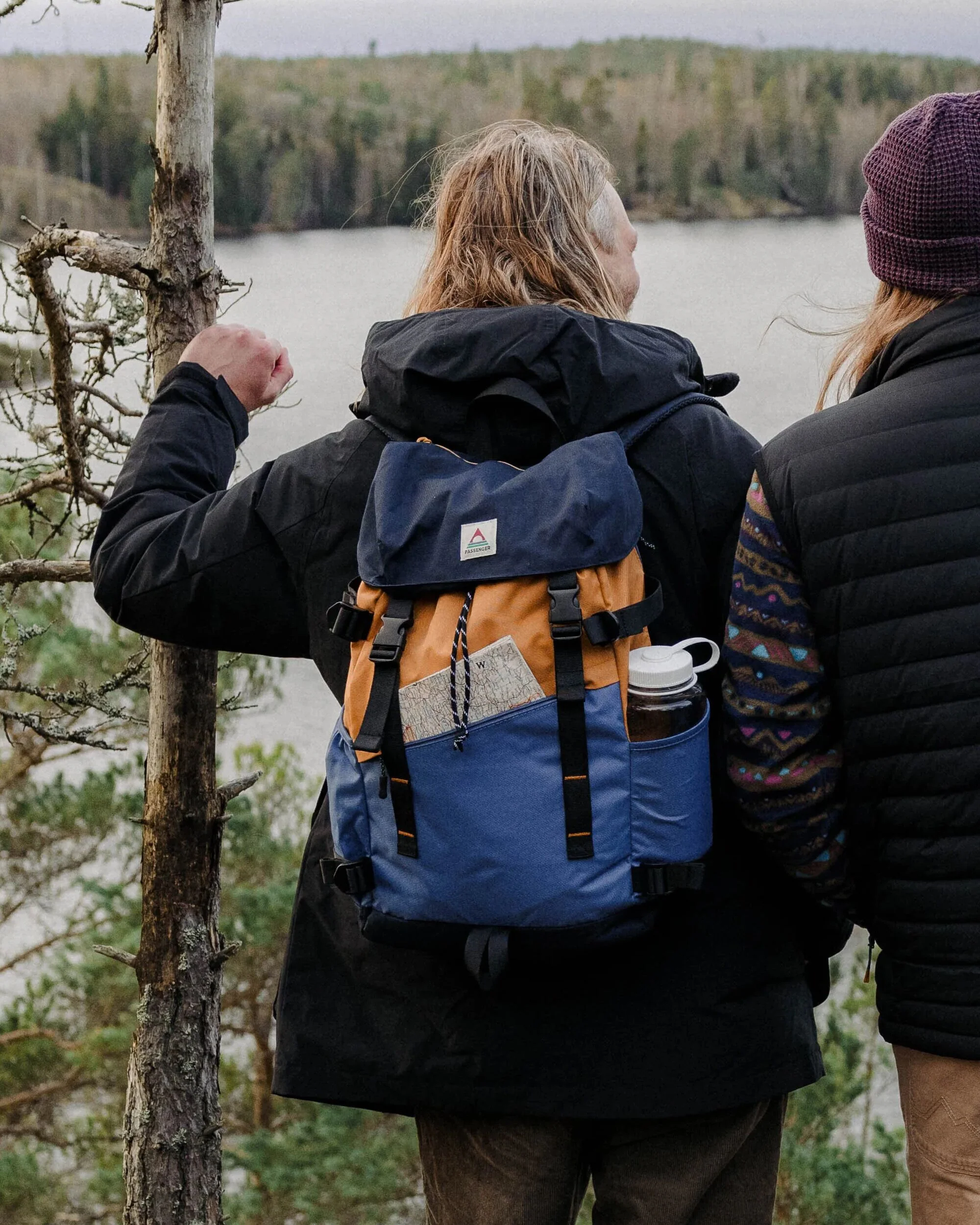Boondocker 26L Backpack - Honey/Dark Denim/Rich Navy - Image 3