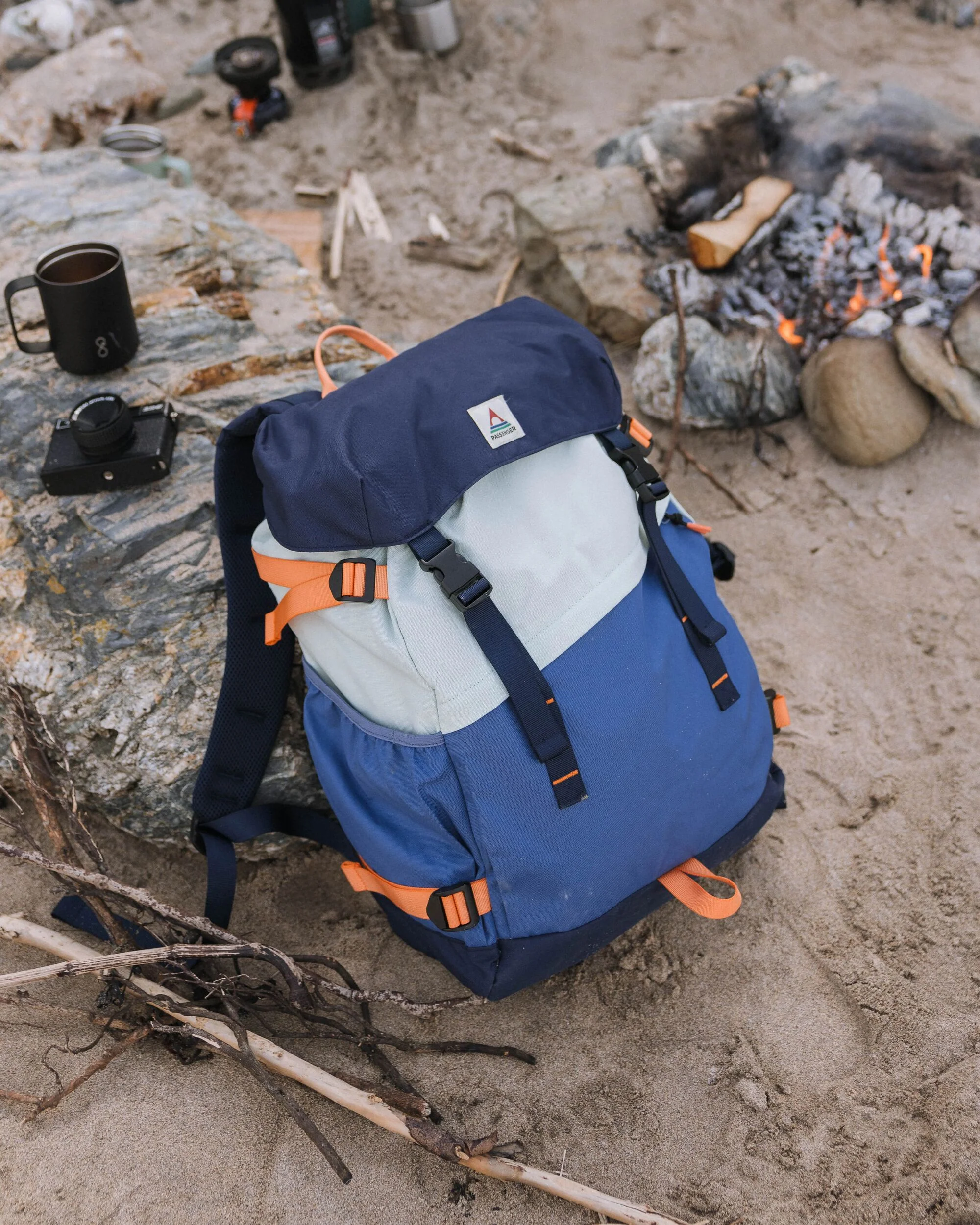 Boondocker 32L Backpack - Rich Navy/Surf Spray/Moonlight Blue - Image 3