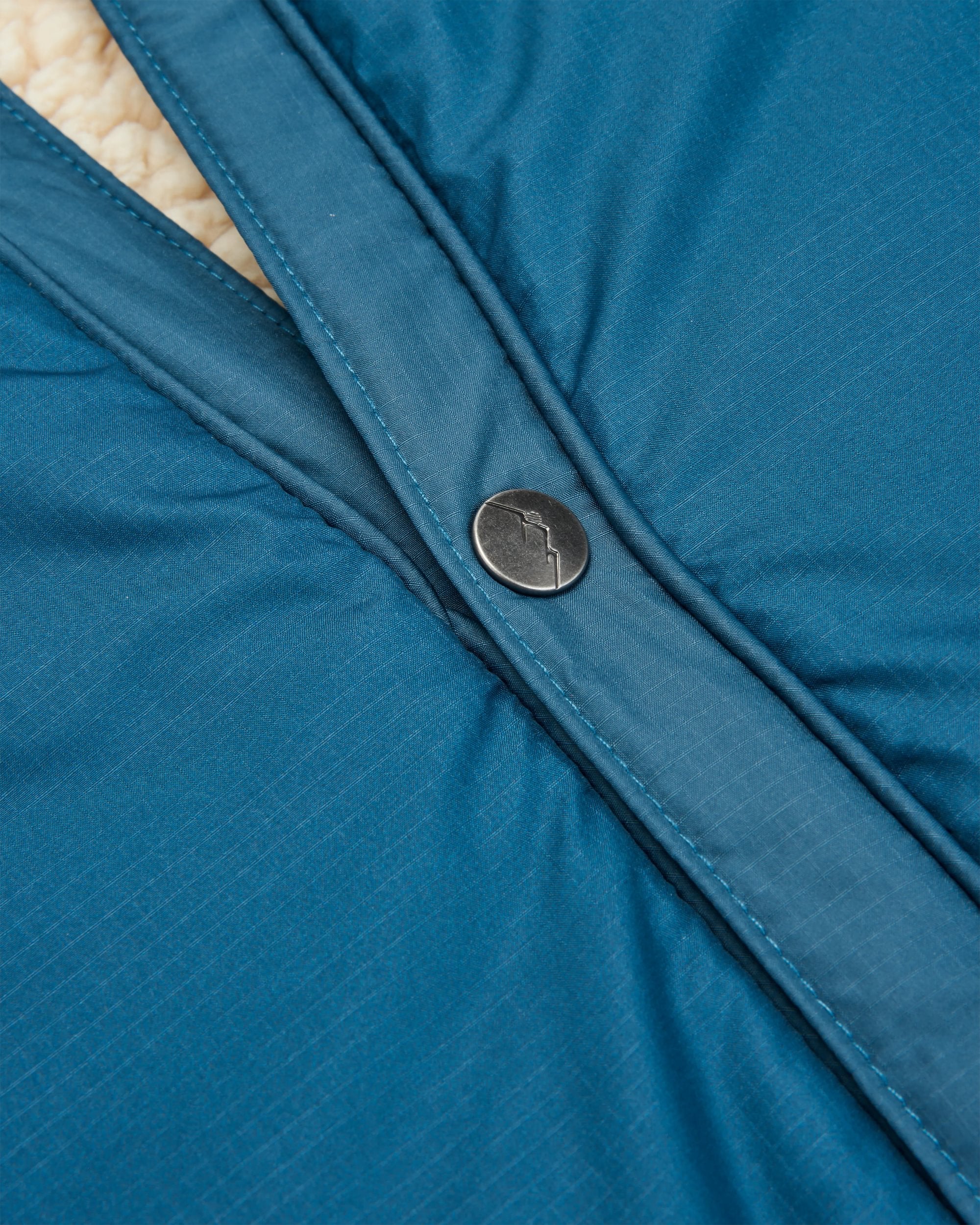 Cabin Sherpa Blanket - Dark Denim - Image 7