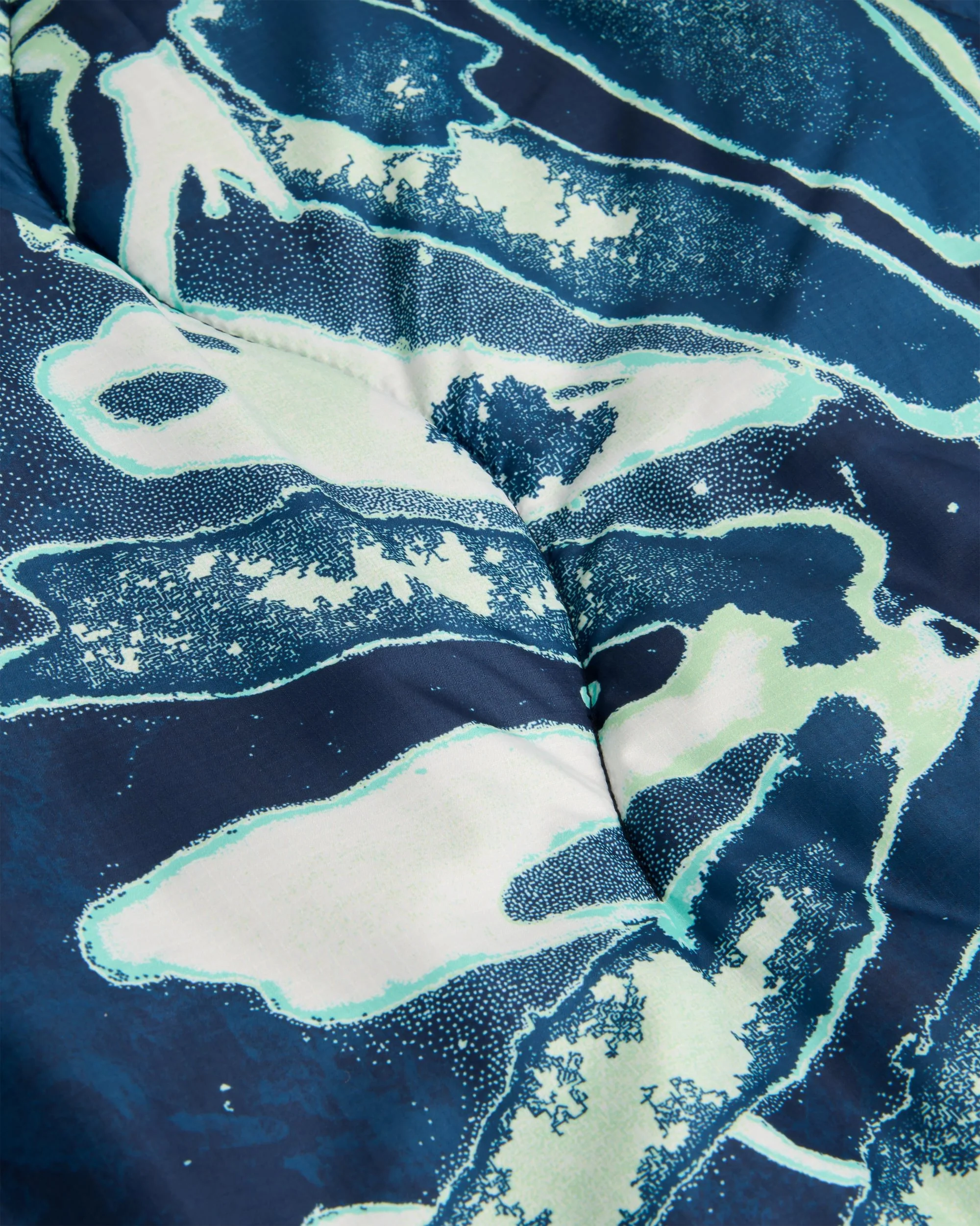 Cabin Sherpa Blanket - Frost Rich Navy - Image 3