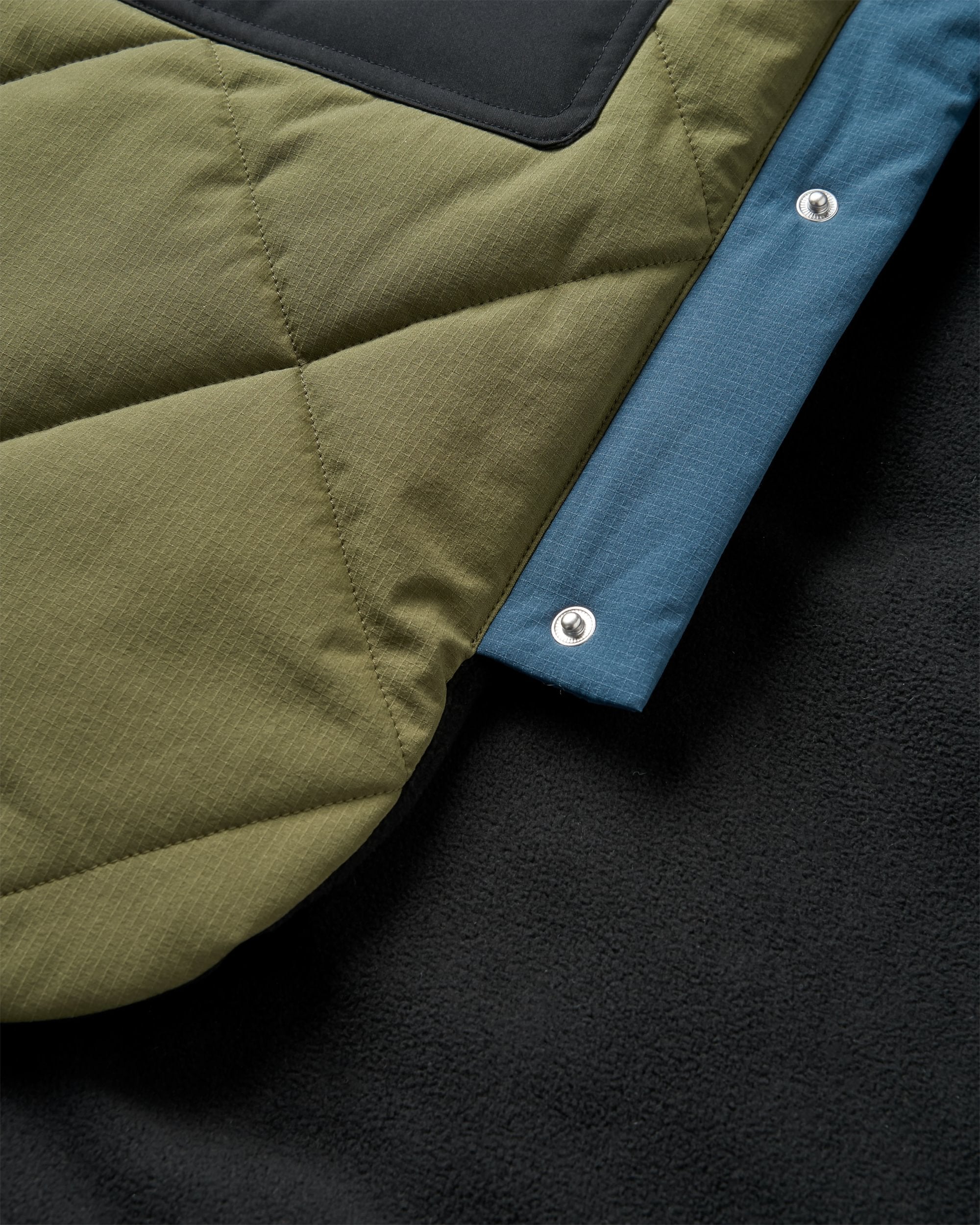 Campscape Fleece Lined Parka - Black/Khaki - Image 8
