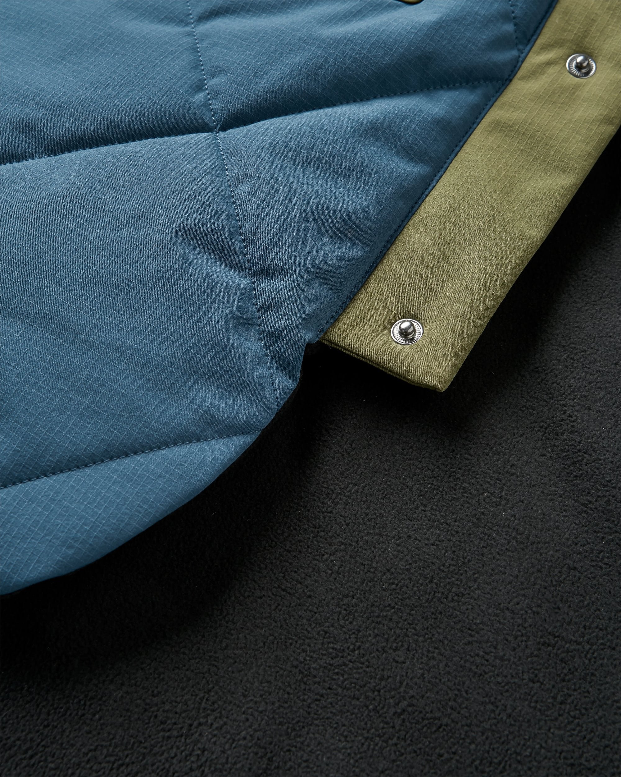 Campscape Fleece Lined Parka - Khaki/Dark Denim - Image 11