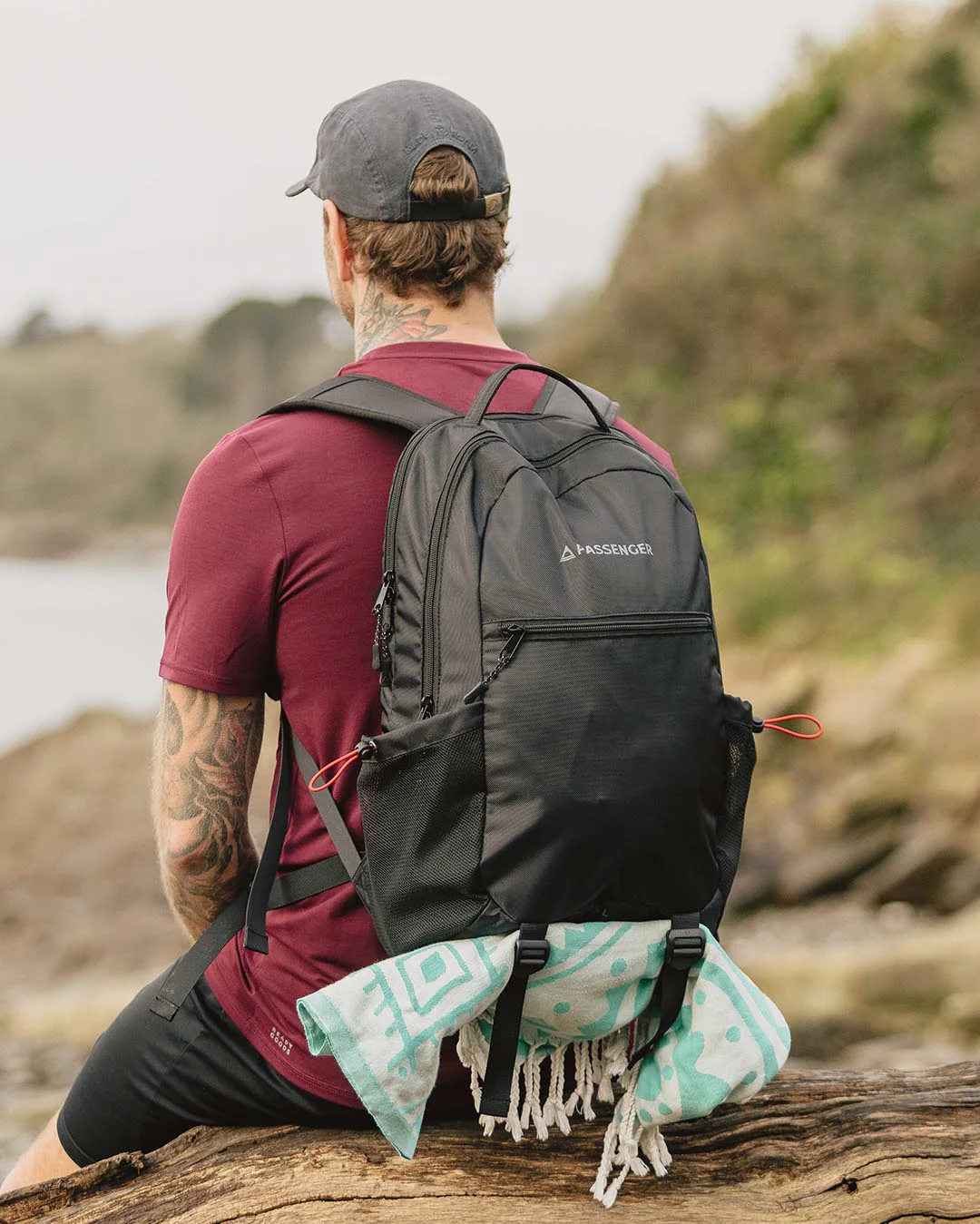 Canyon 25L Backpack - Black - Image 10