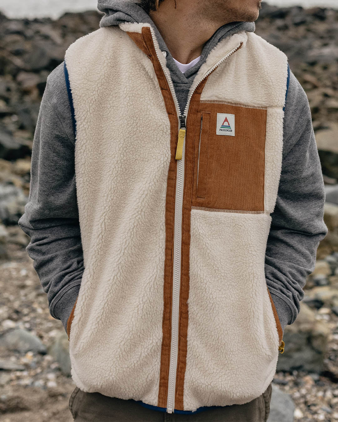 Canyon Deep-Pile Sherpa Vest - Off White - Image 2