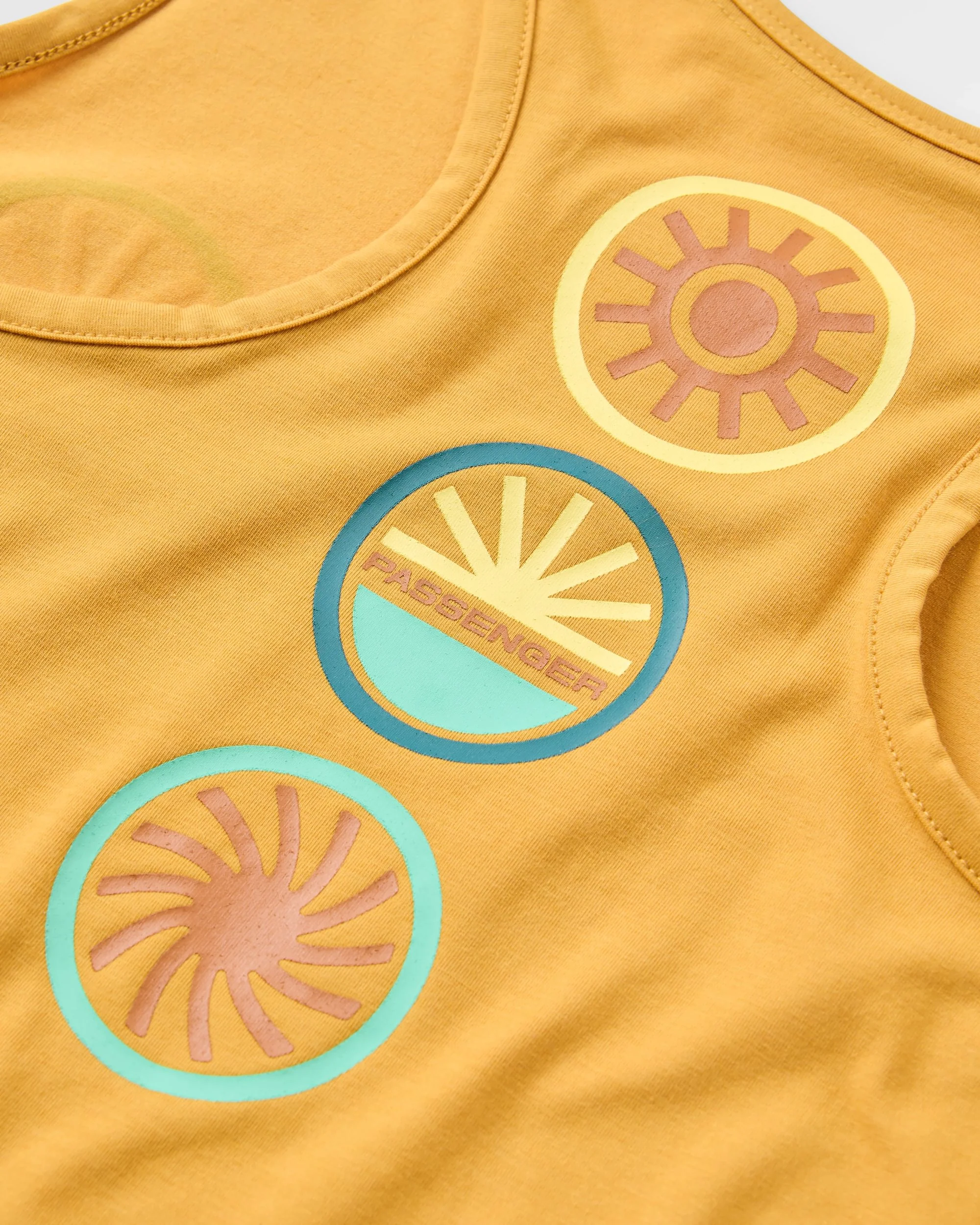 Chase The Light Drirelease® Active Vest - Spruce Yellow - Image 4