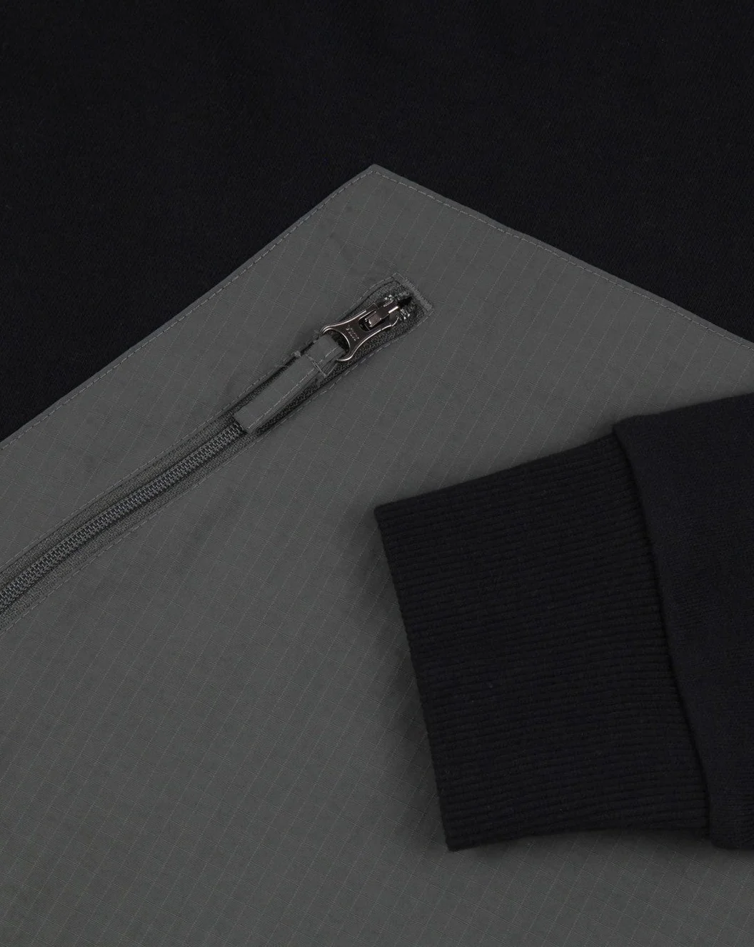 Cliff Hoodie - Black - Image 11