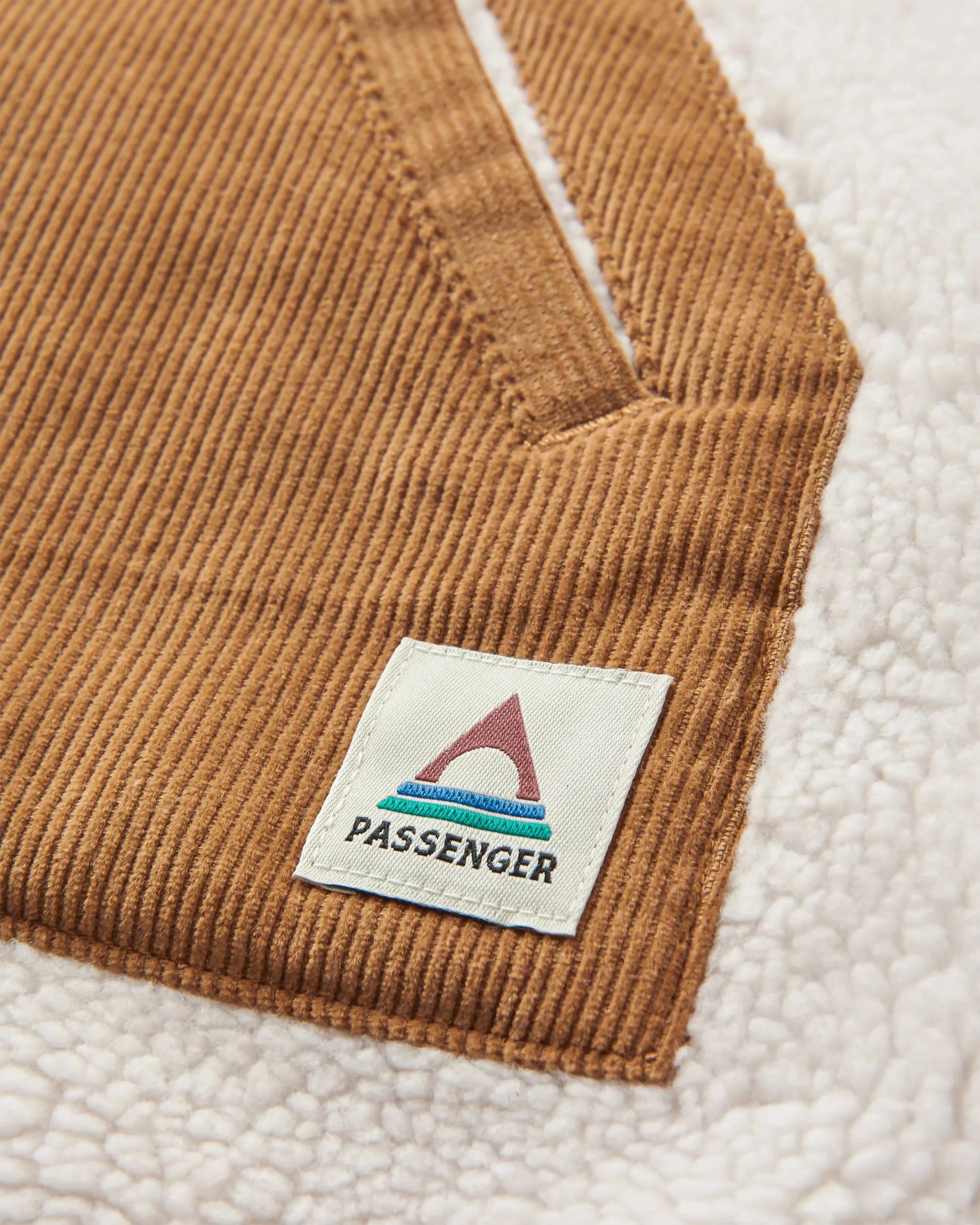 Clover Sherpa Fleece - Vintage White - Image 6