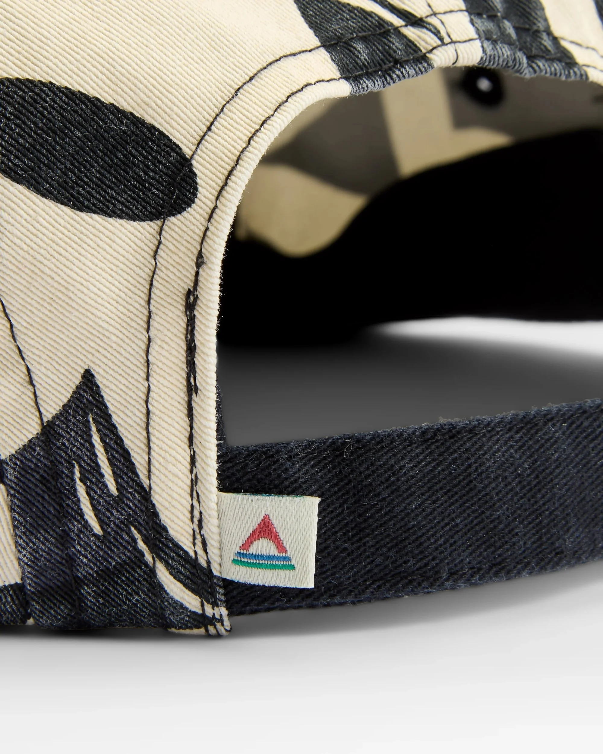Coast 5 Panel Snapback Cap - Roam Further Black - Image 4