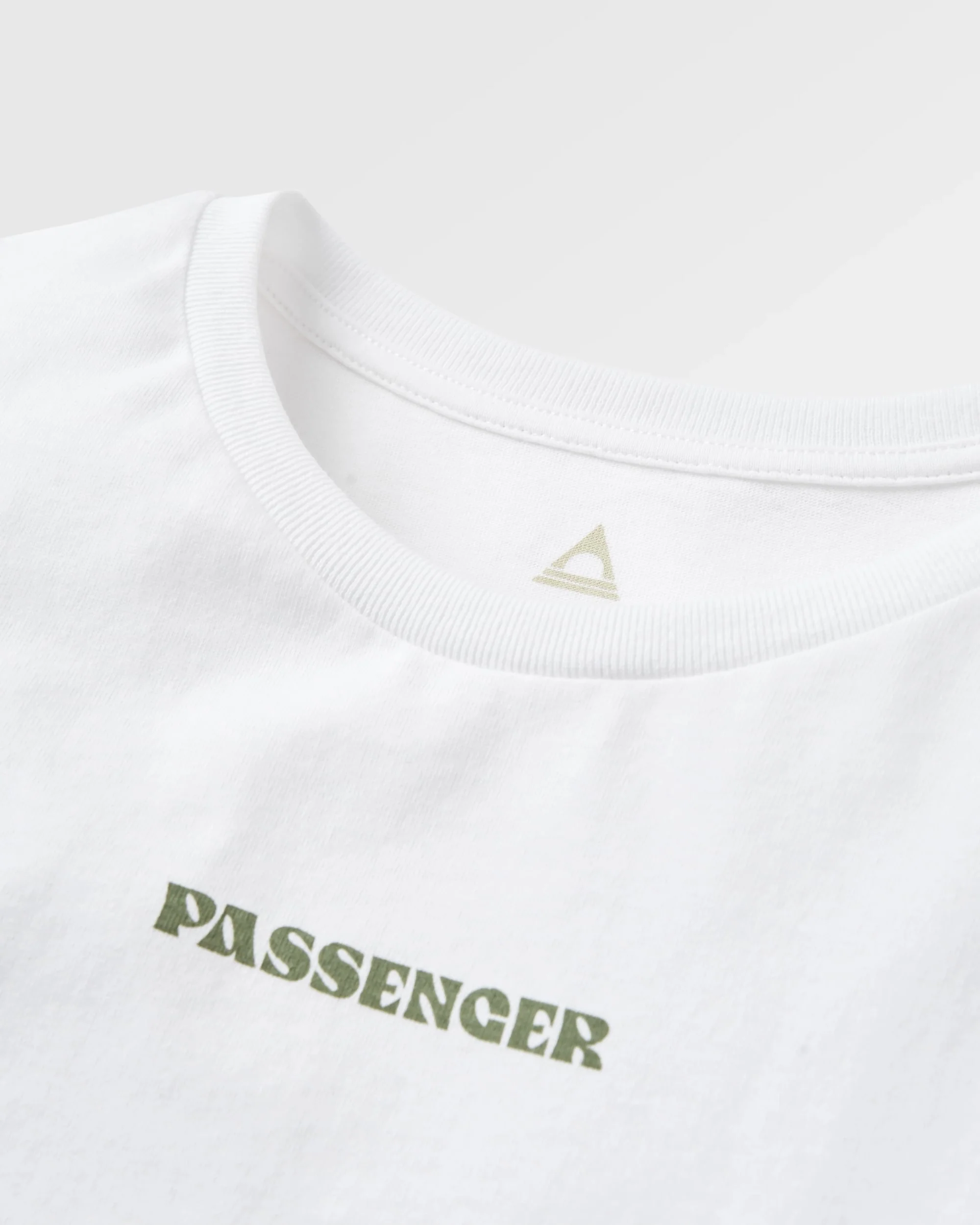 Tall Pines Men's T-Shirt - White - Image 6