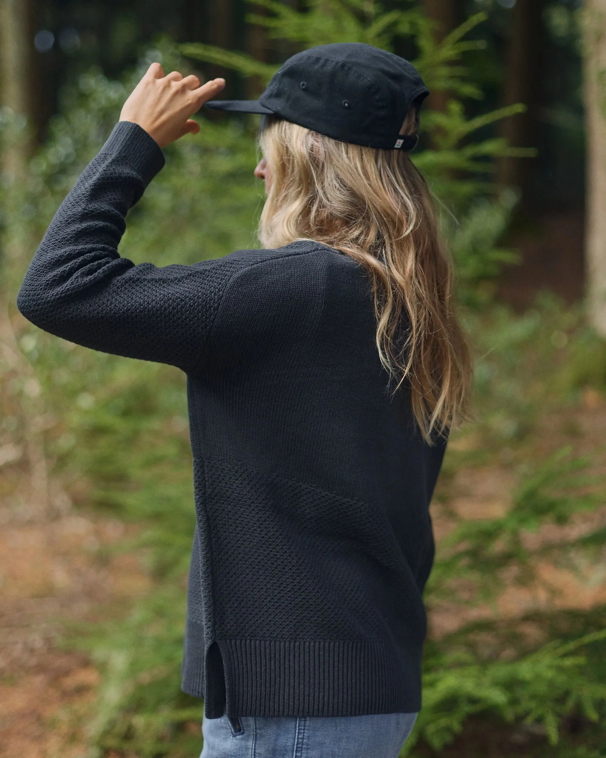 Cove Knitted Jumper - Black - Image 3