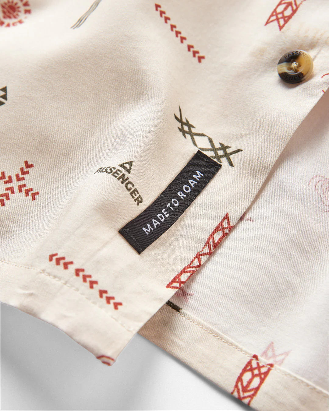 Cove Organic Cotton Short Sleeve Shirt - Birch Made To Roam - Image 10