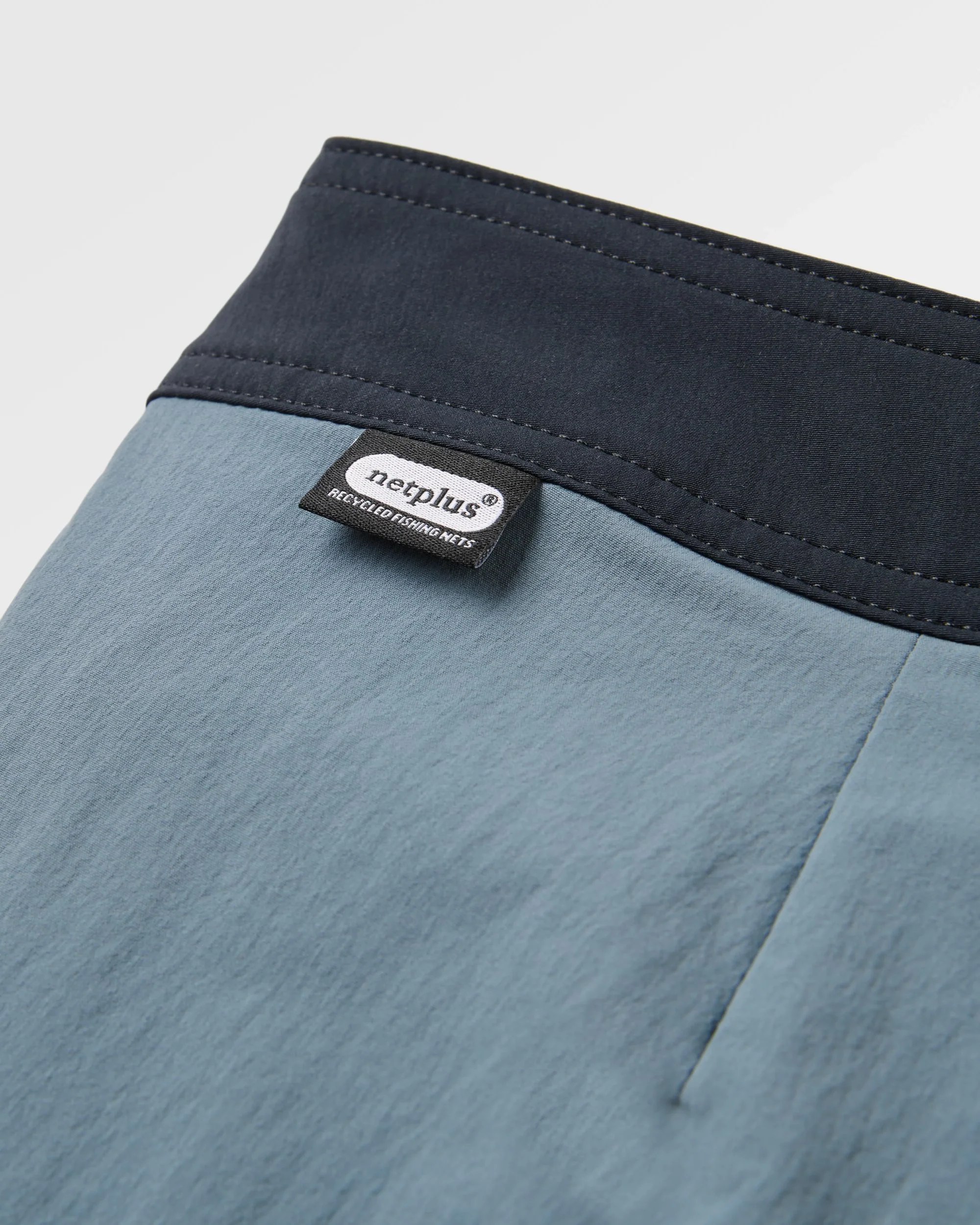 Cutback NetPlus® 17" Boardshort - Storm Grey/Marine Blue - Image 6