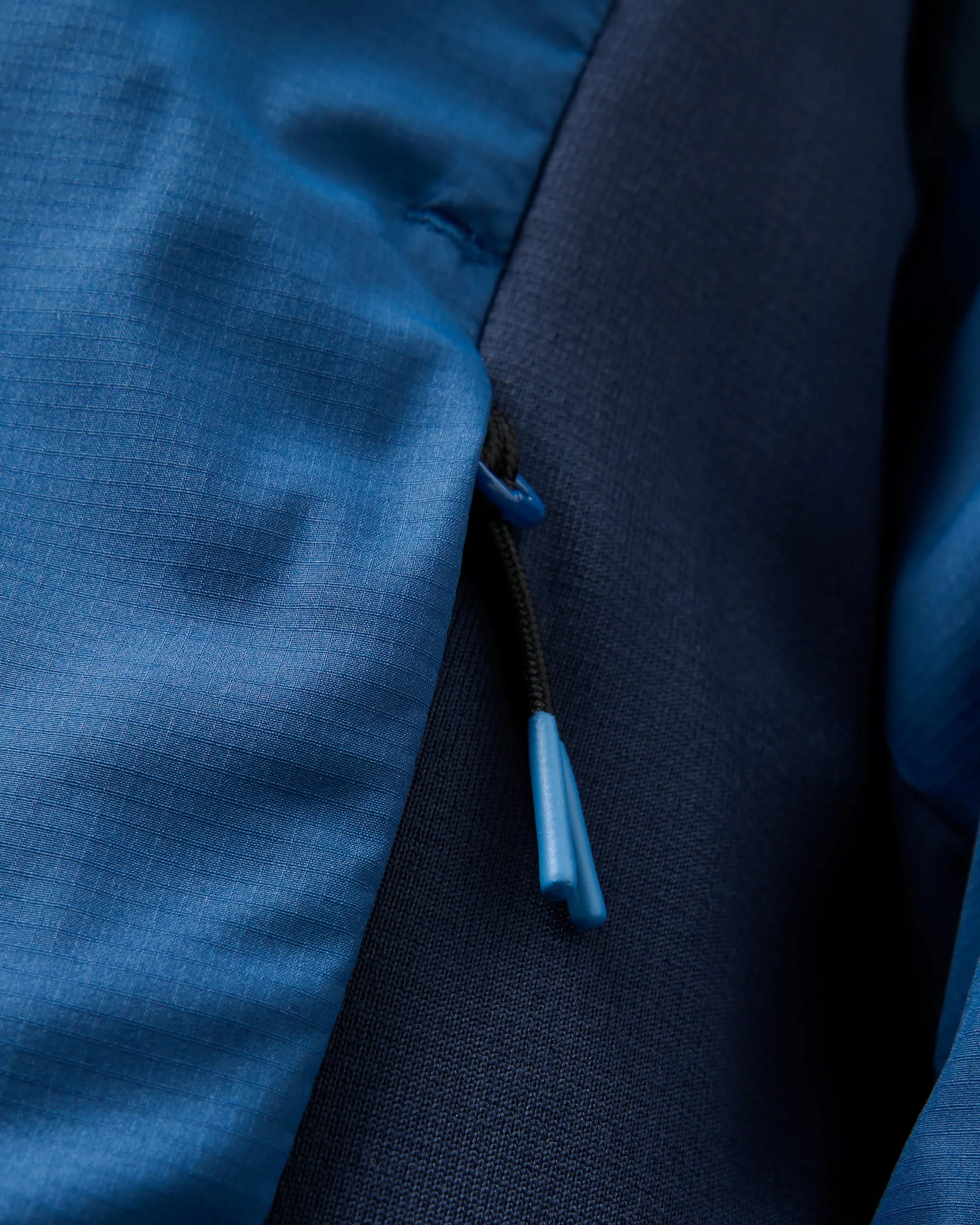 Daybreak Lightweight Thermore® Insulated Jacket - Rich Navy/Storm Grey/Dark Denim - Image 3