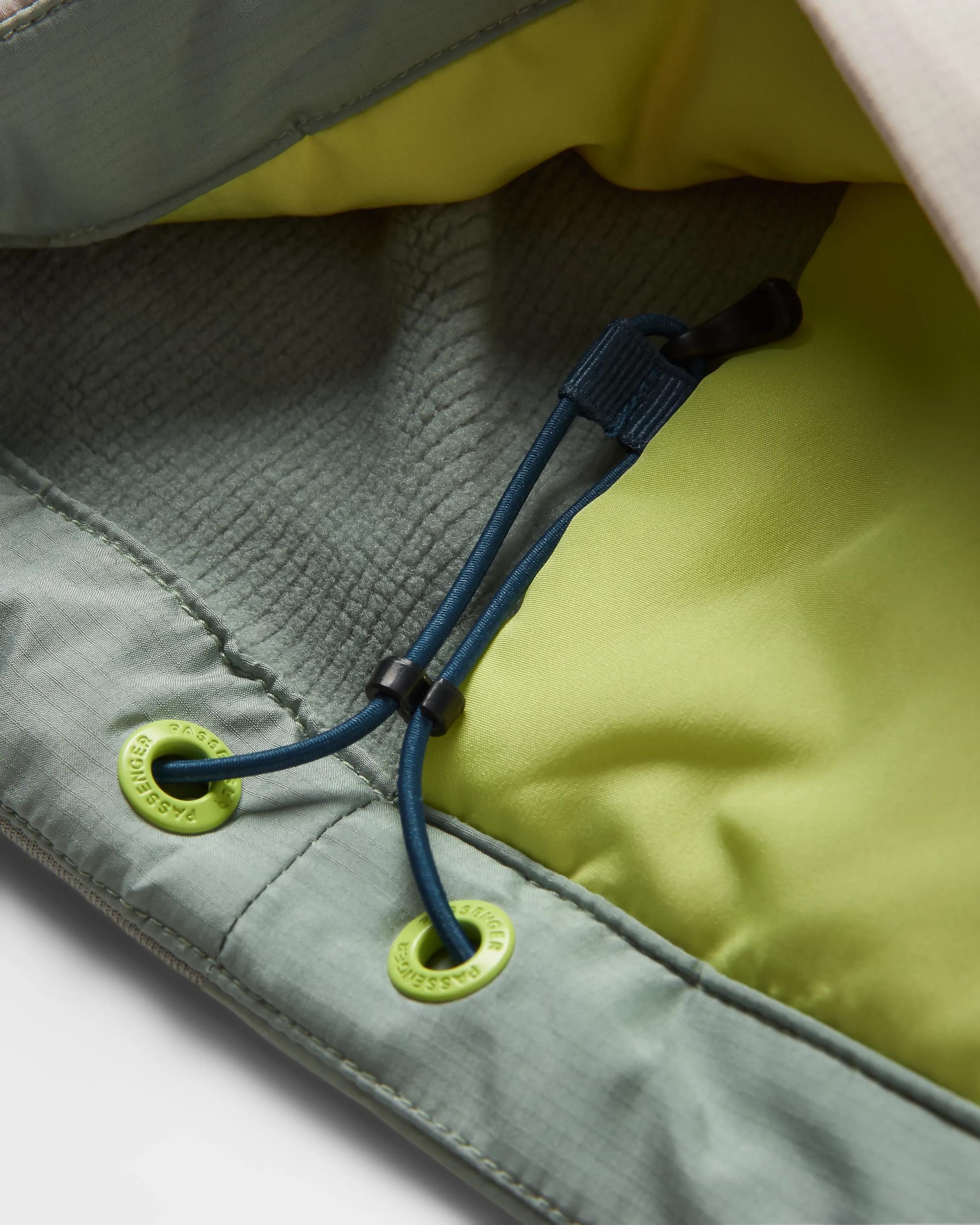 Daybreak Lightweight Thermore® Insulated Jacket - Pistachio/Blue Steel - Image 7