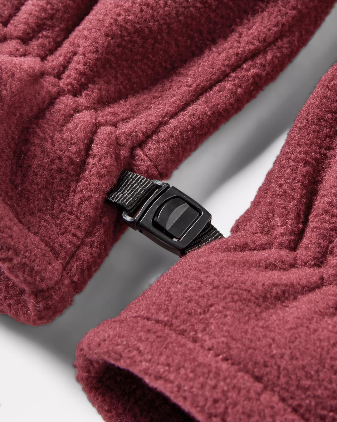 Daytrip Polar Fleece Touch Screen Gloves - Wine - Image 4