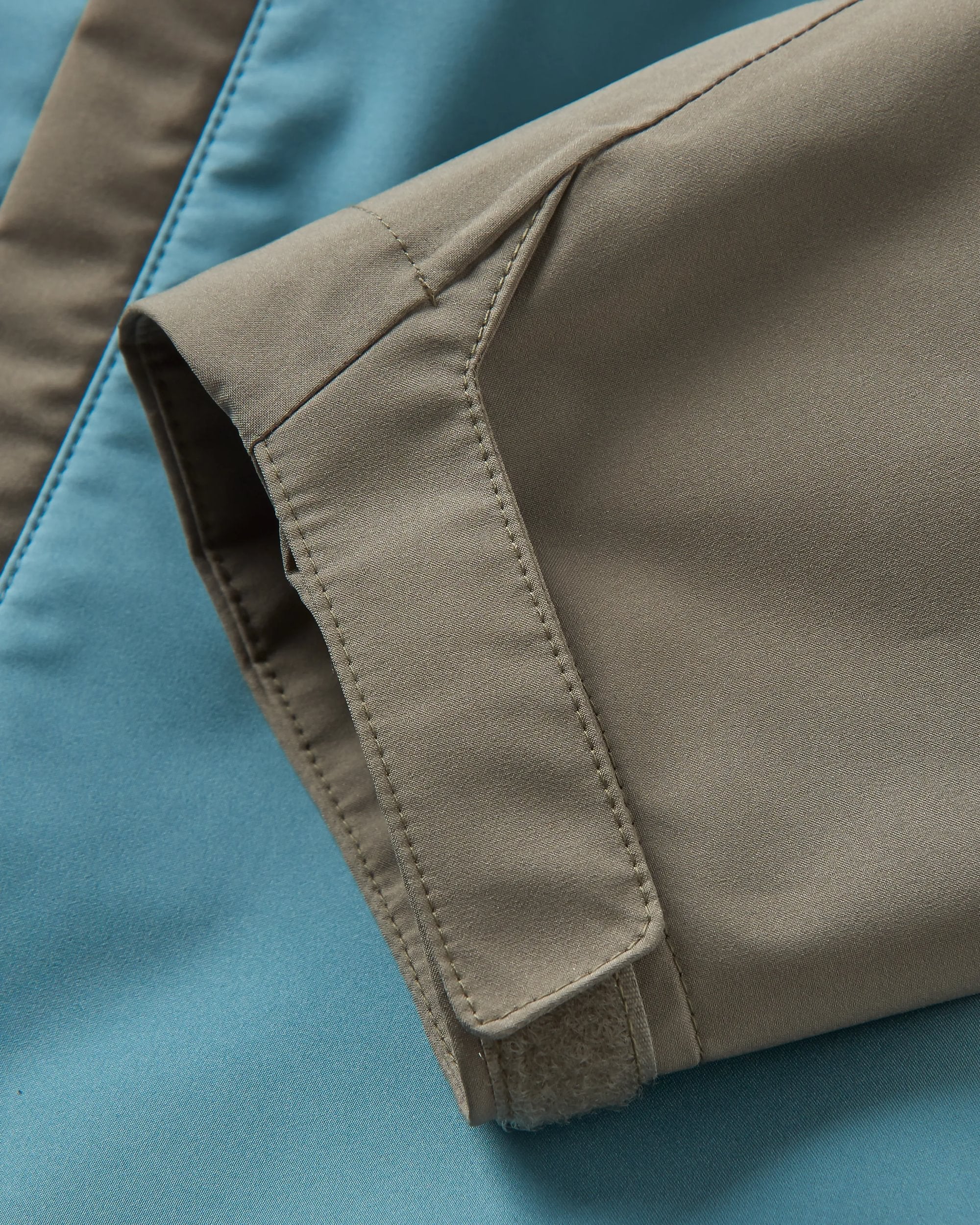 Downpour Waterproof Jacket - Tidal Blue/Arctic/Dusty Olive - Image 10