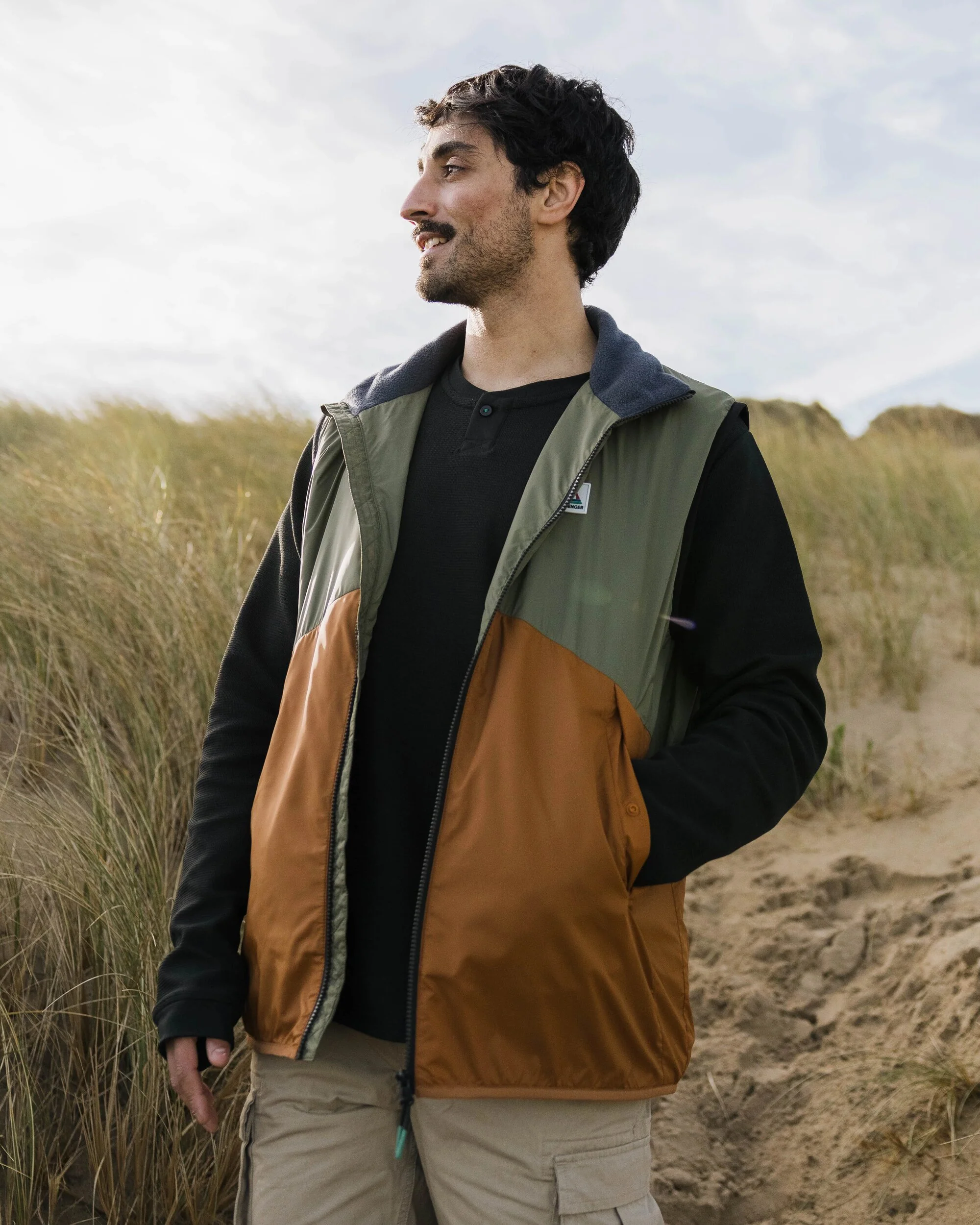 Dusk Insulated Gilet - Dusty Olive - Image 4