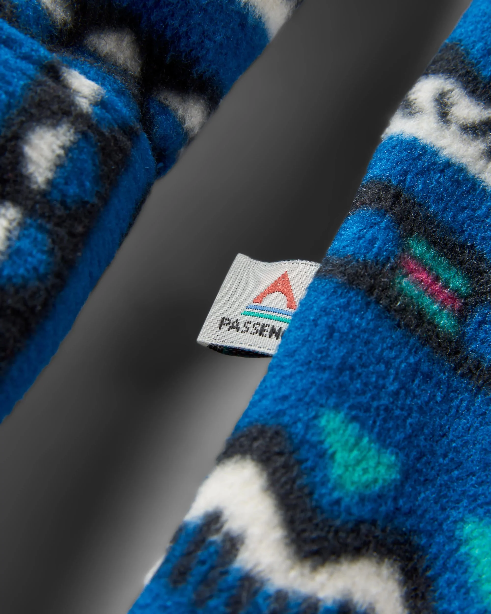 East Polar Fleece Shirt - Mountain Geo Tidal Blue - Image 10