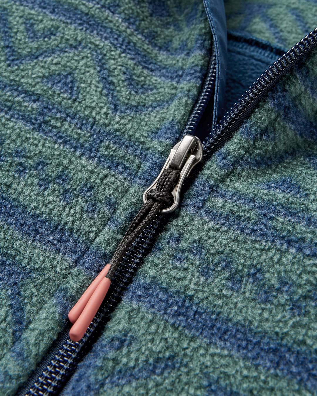 Edge Hooded 1/2 Zip Polar Fleece - Nordic Geo Deep Ocean - Image 7