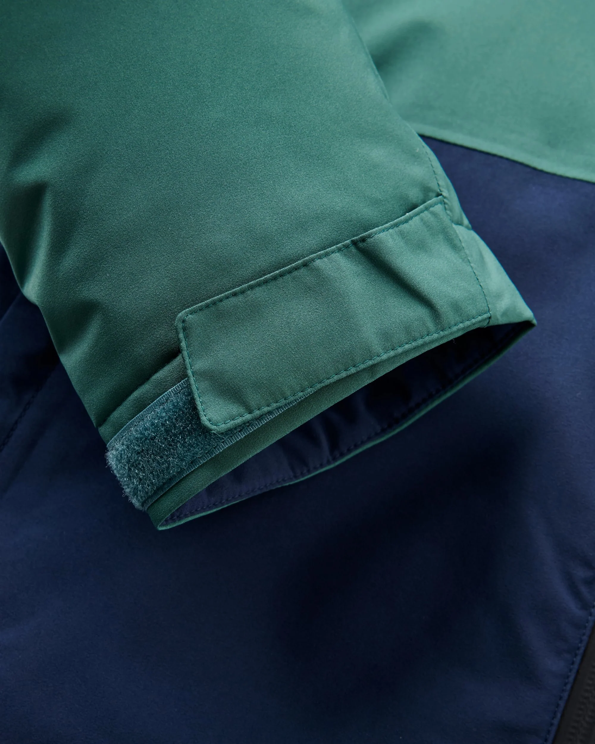 Elevate Insulated Waterproof Jacket - Deep Ocean/Rich Navy - Image 13