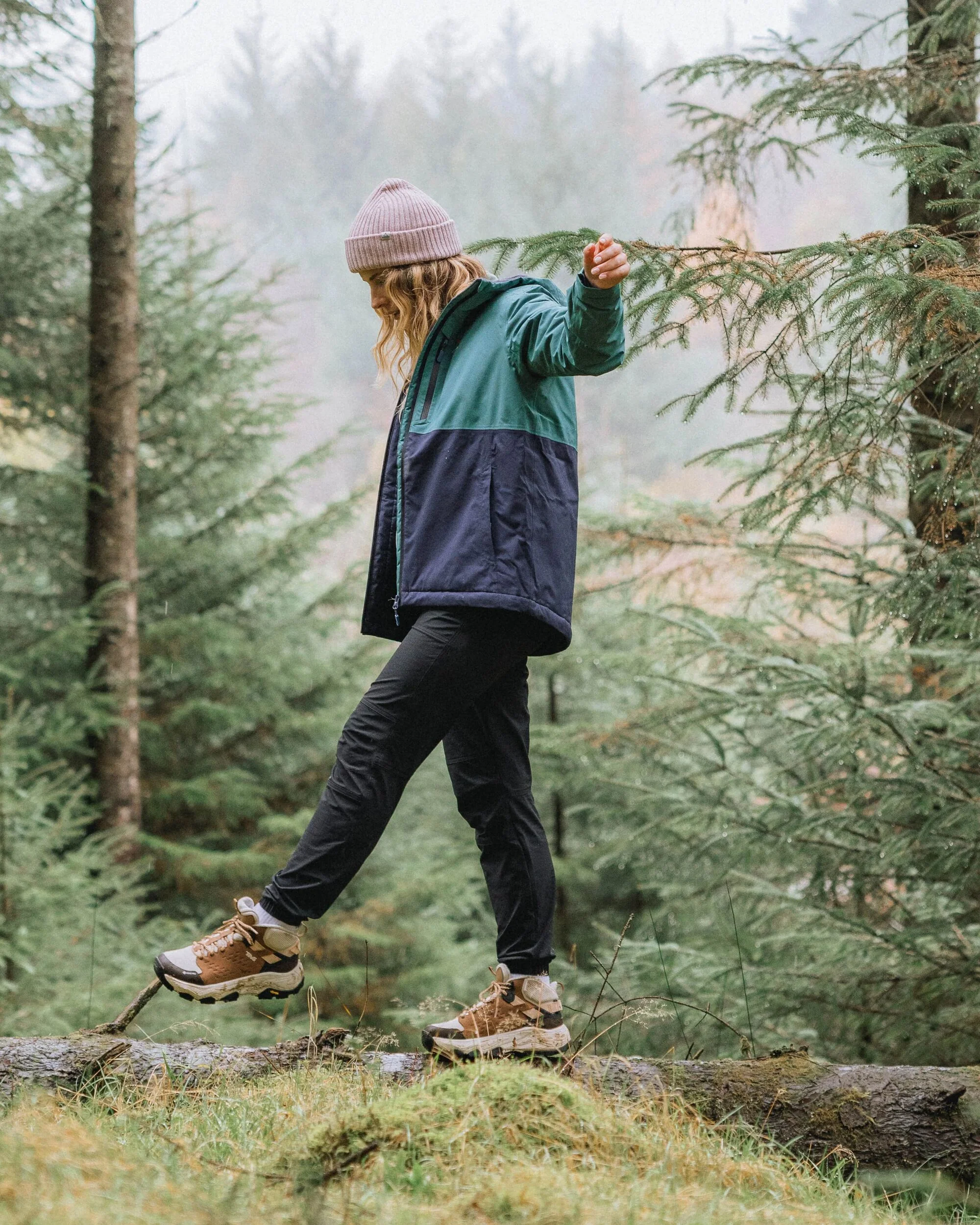 Elevate Insulated Waterproof Jacket - Deep Ocean/Rich Navy - Image 6