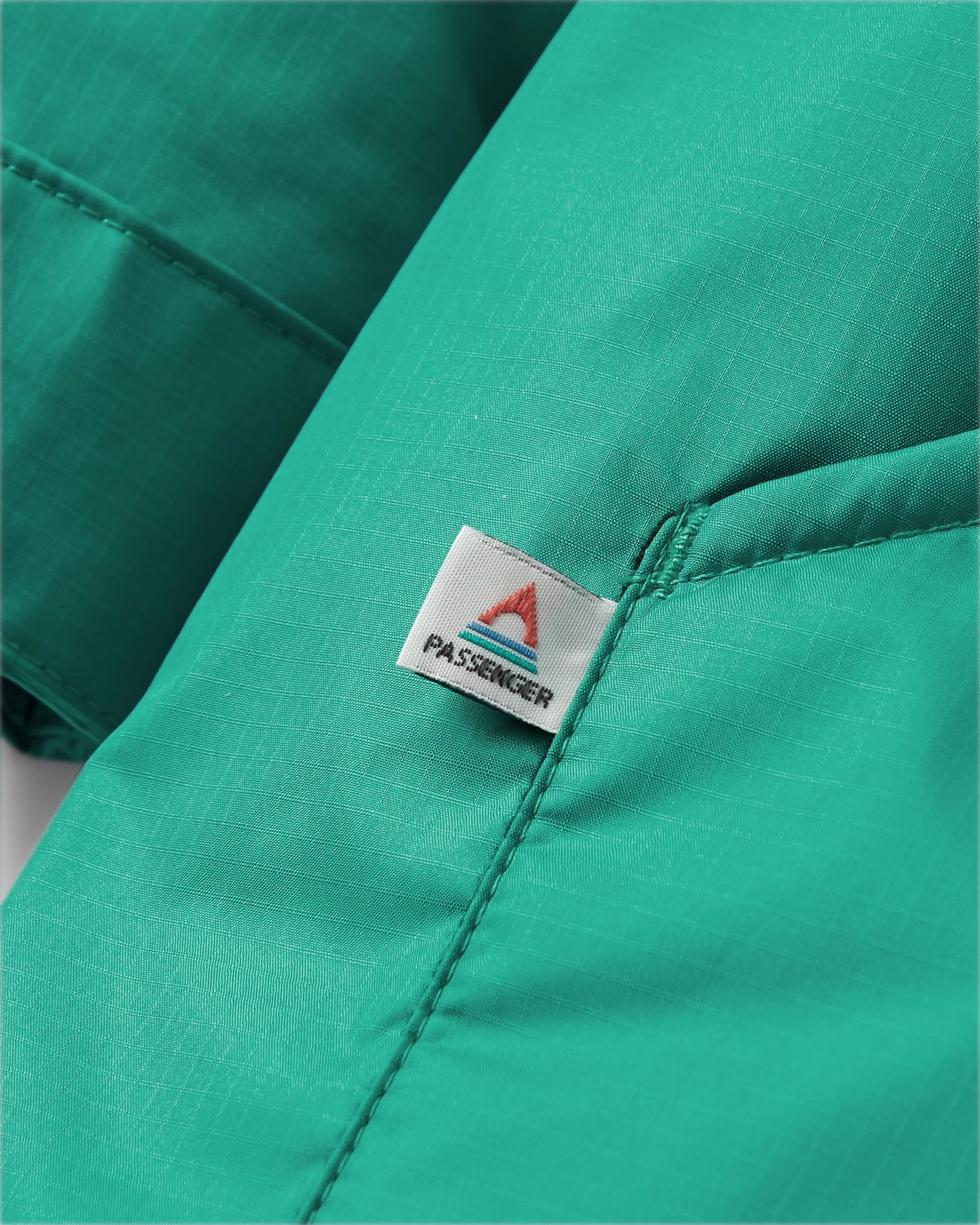 Escapism Sherpa Lined Changing Robe - Greenlake - Image 7