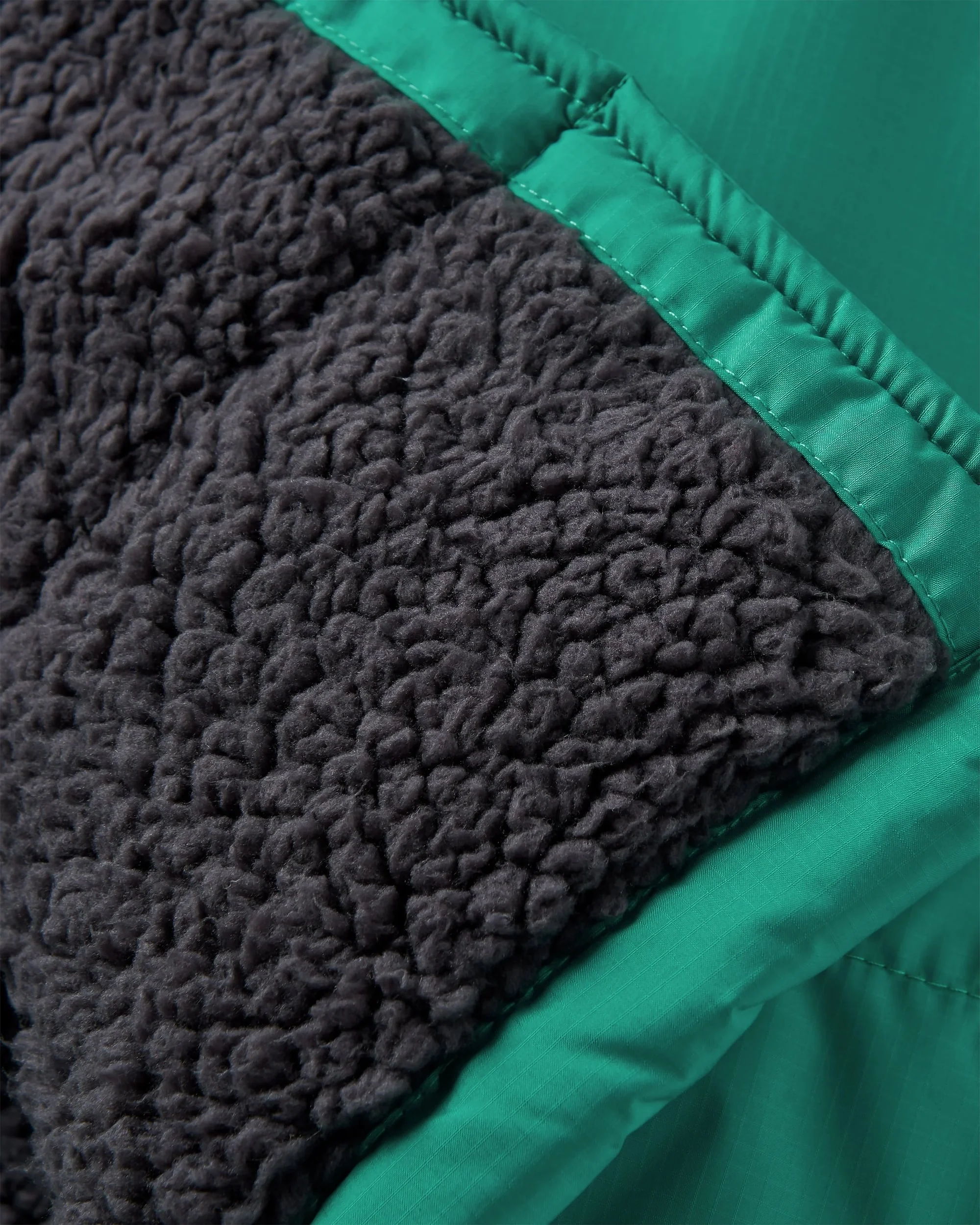 Escapism Sherpa Lined Changing Robe - Greenlake - Image 9