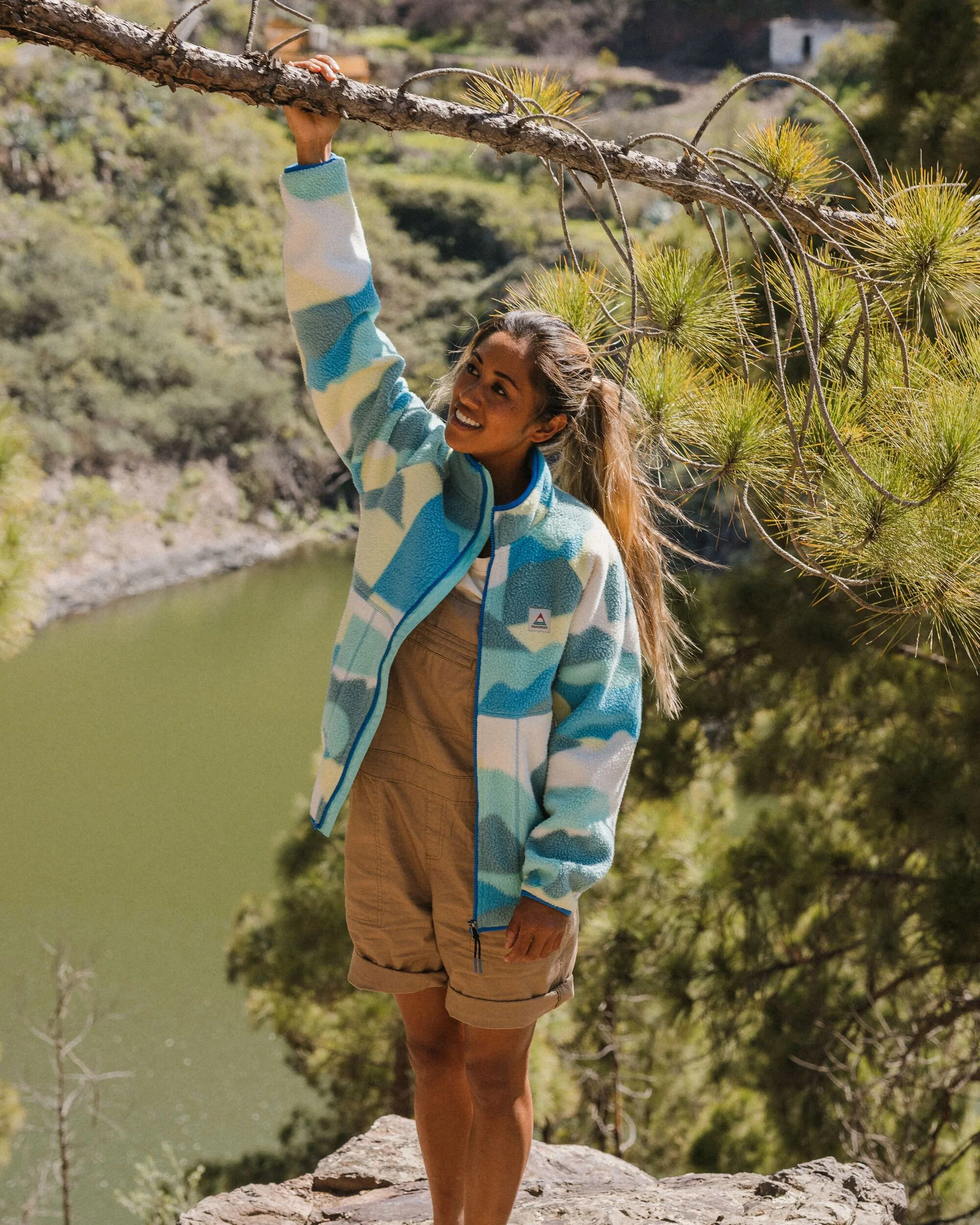 Fairbanks Full Zip Sherpa Fleece - Vista Patchwork Aqua - Image 4