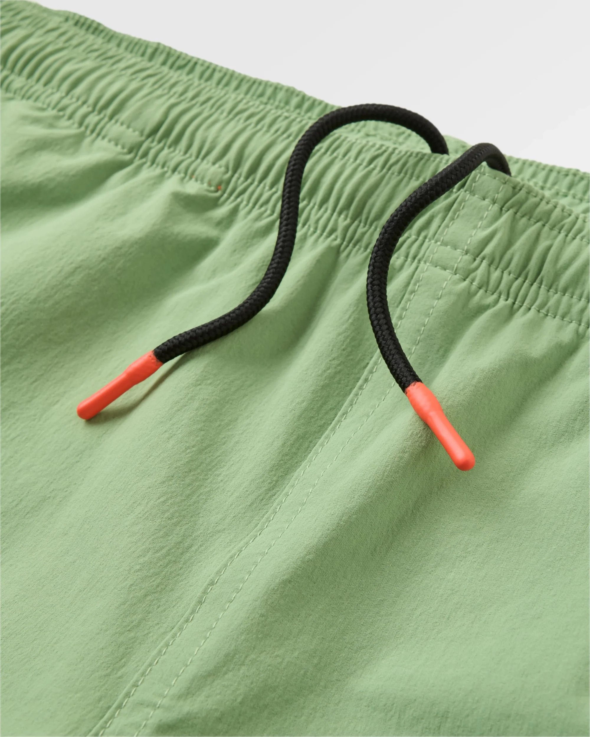 Flaris NetPlus® Beach Short - Stem Green - Image 8