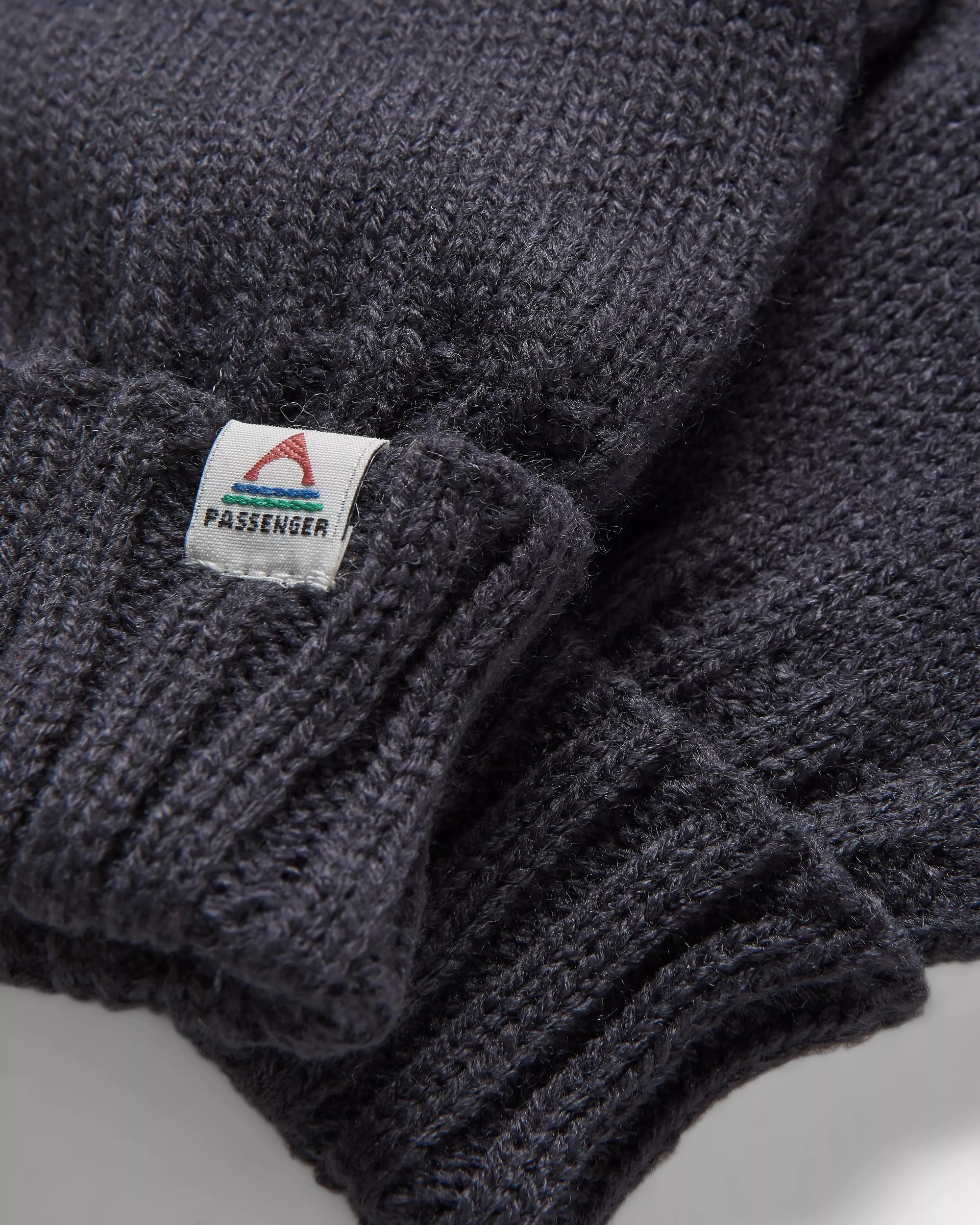 Gale Knitted Gloves - Deep Navy - Image 2