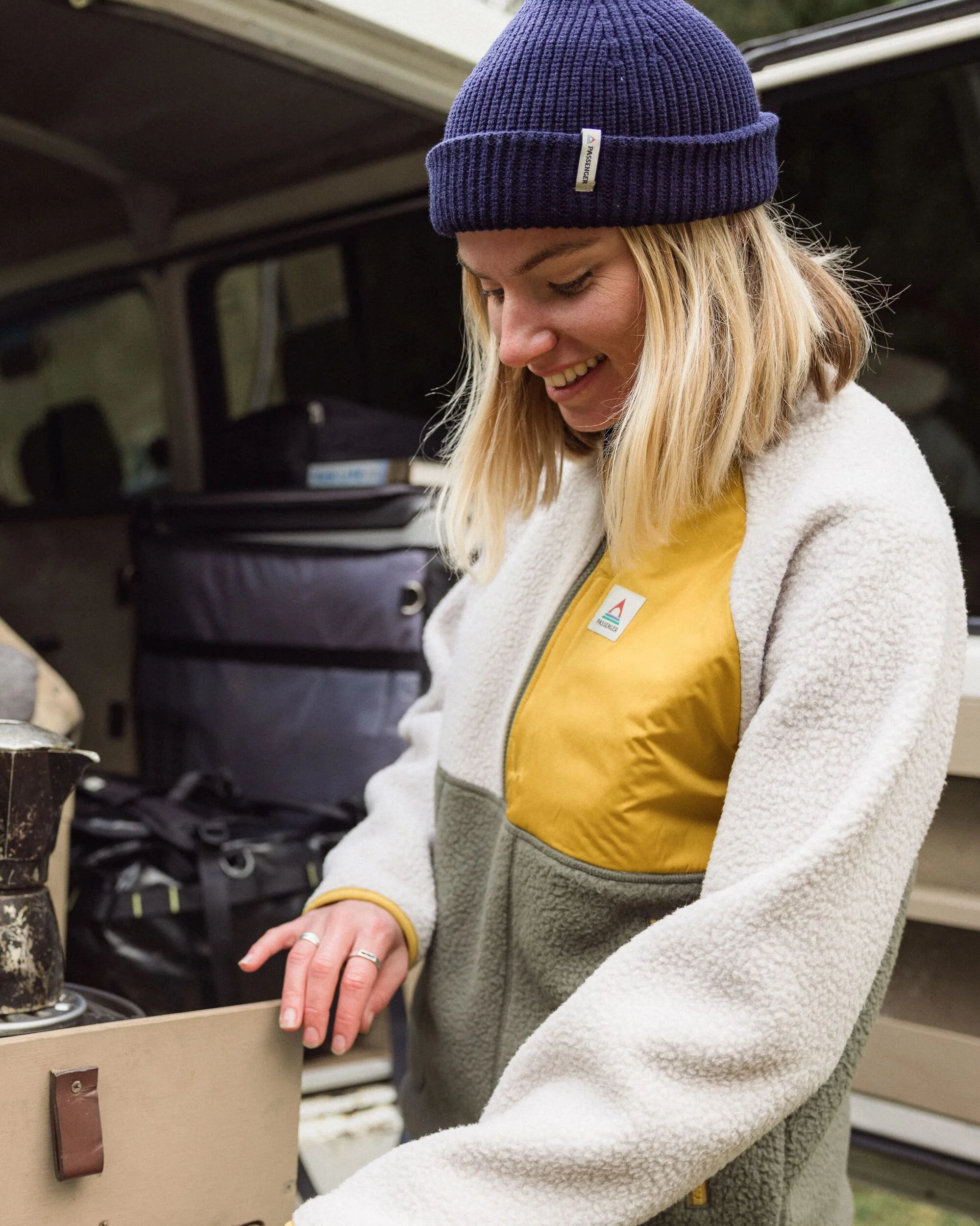Home Sherpa Fleece - Vintage White/Dusty Olive - Image 3