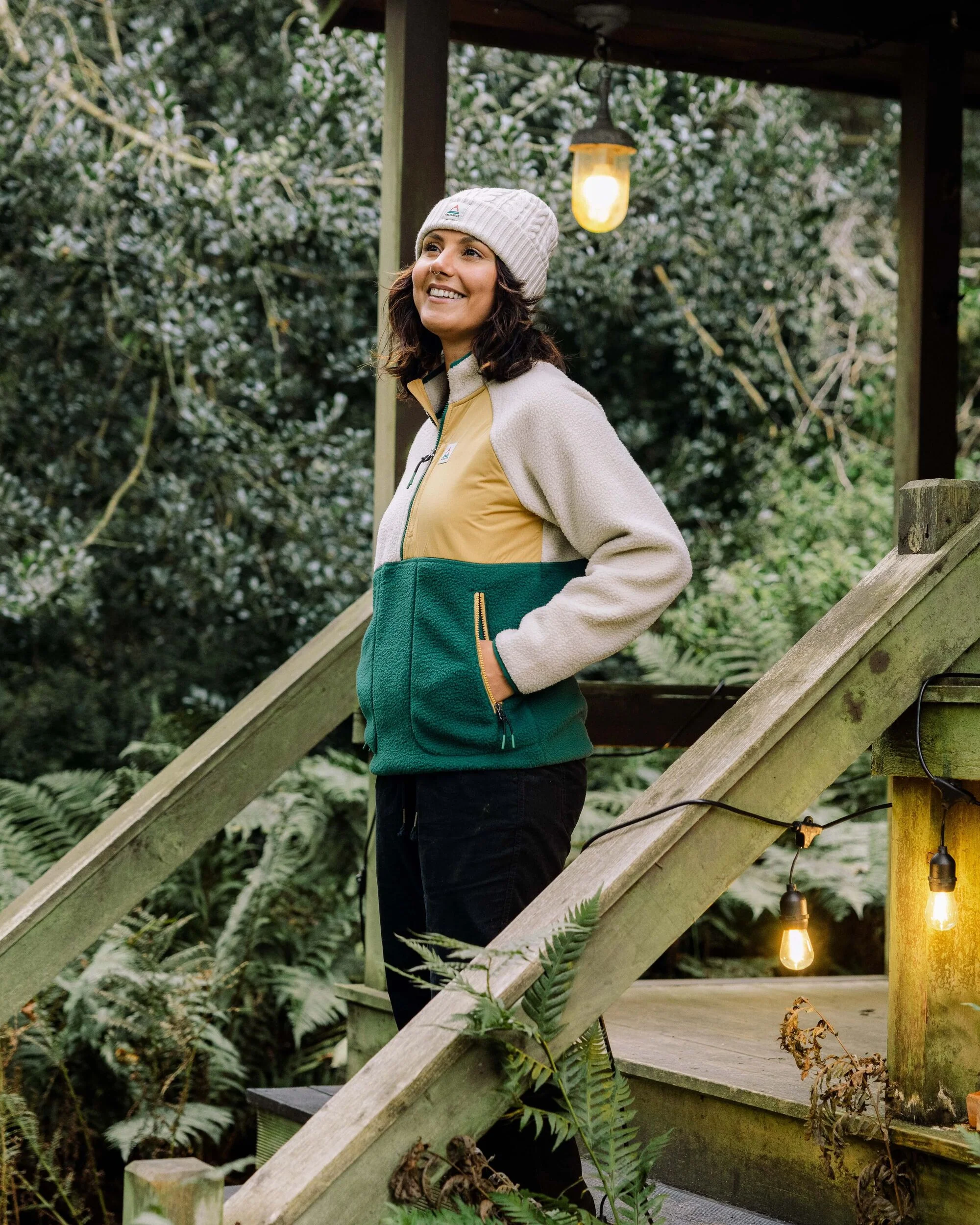 Home Sherpa Fleece - Rain Forest/ Oatmeal - Image 3