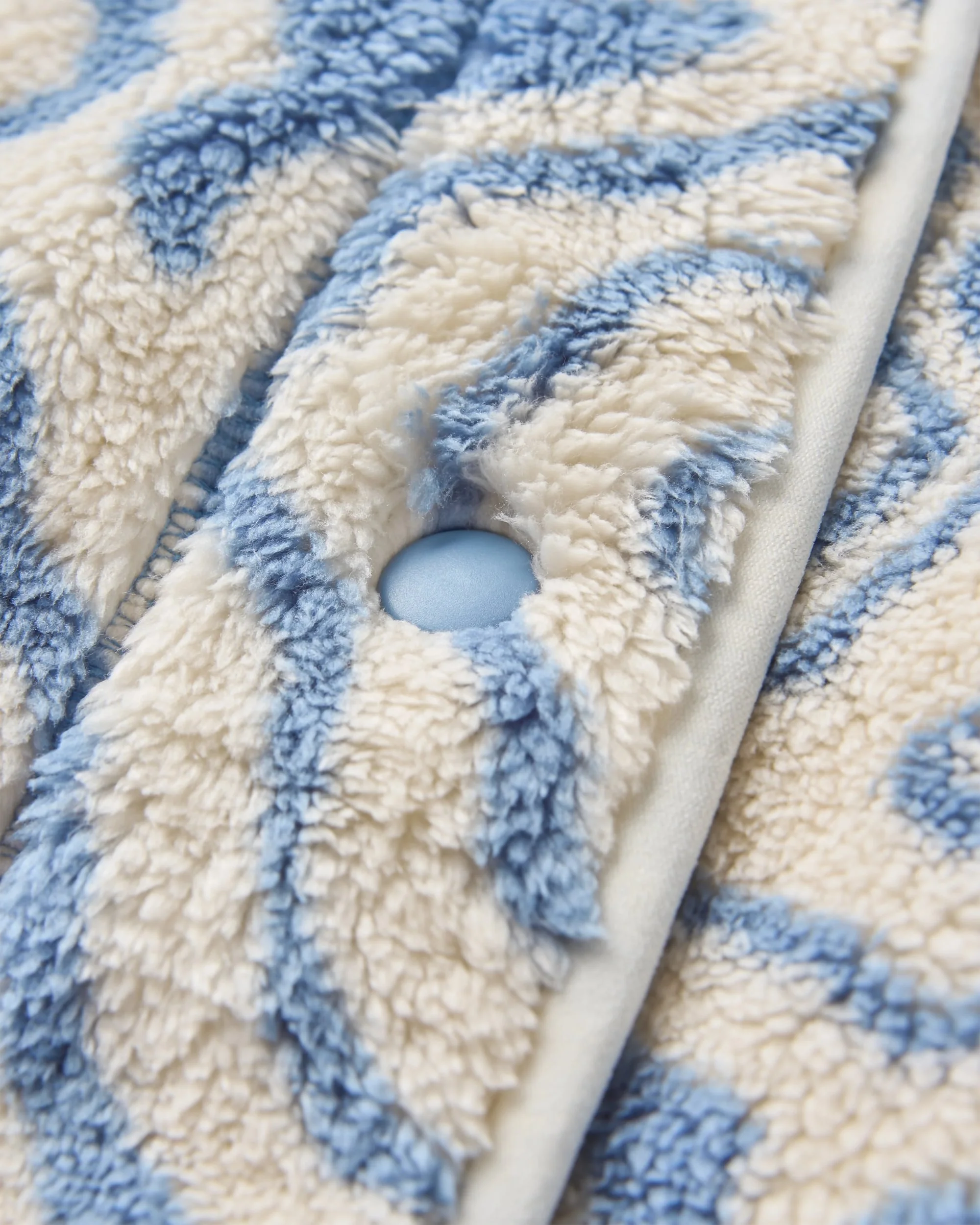 Iris Collarless Fleece - Strata Swirl Birch - Image 10