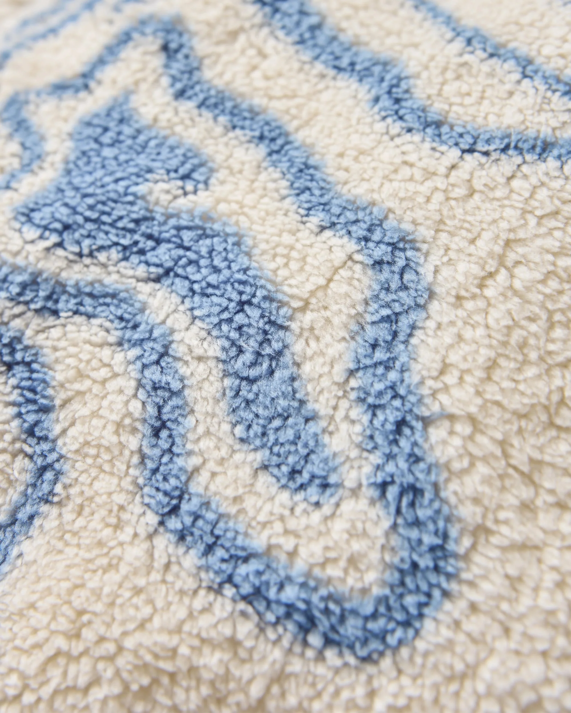Iris Collarless Fleece - Strata Swirl Birch - Image 8