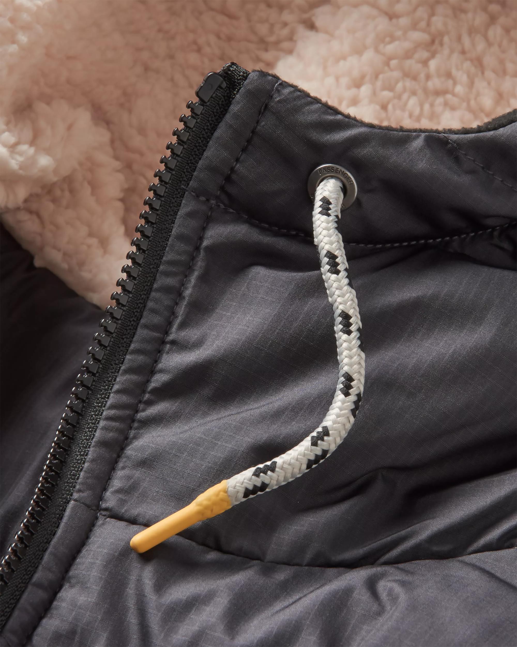 Kinsey 2.0 Jacket - Phantom Black - Image 12