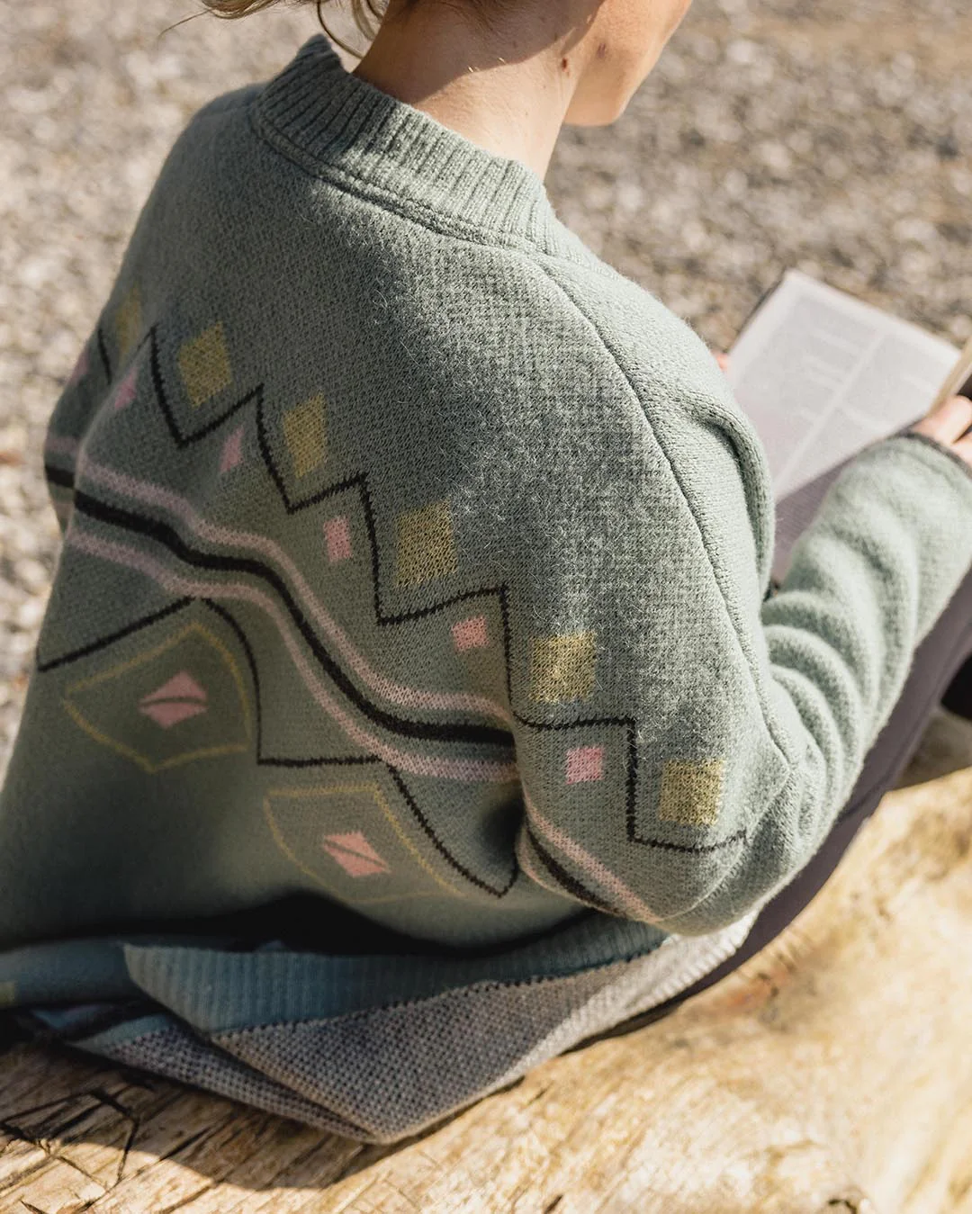 Leif Yarn Cardigan - Pistachio - Image 3