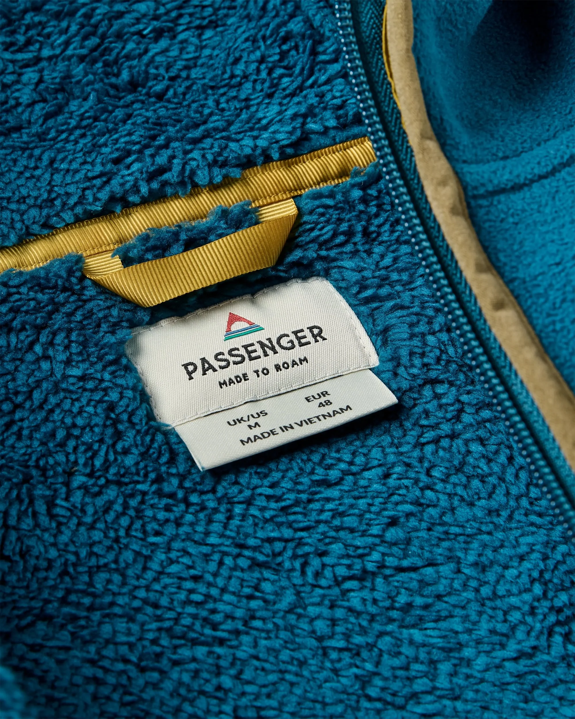 Loch Hooded Polar Fleece - Tidal Blue/Dark Olive - Image 2