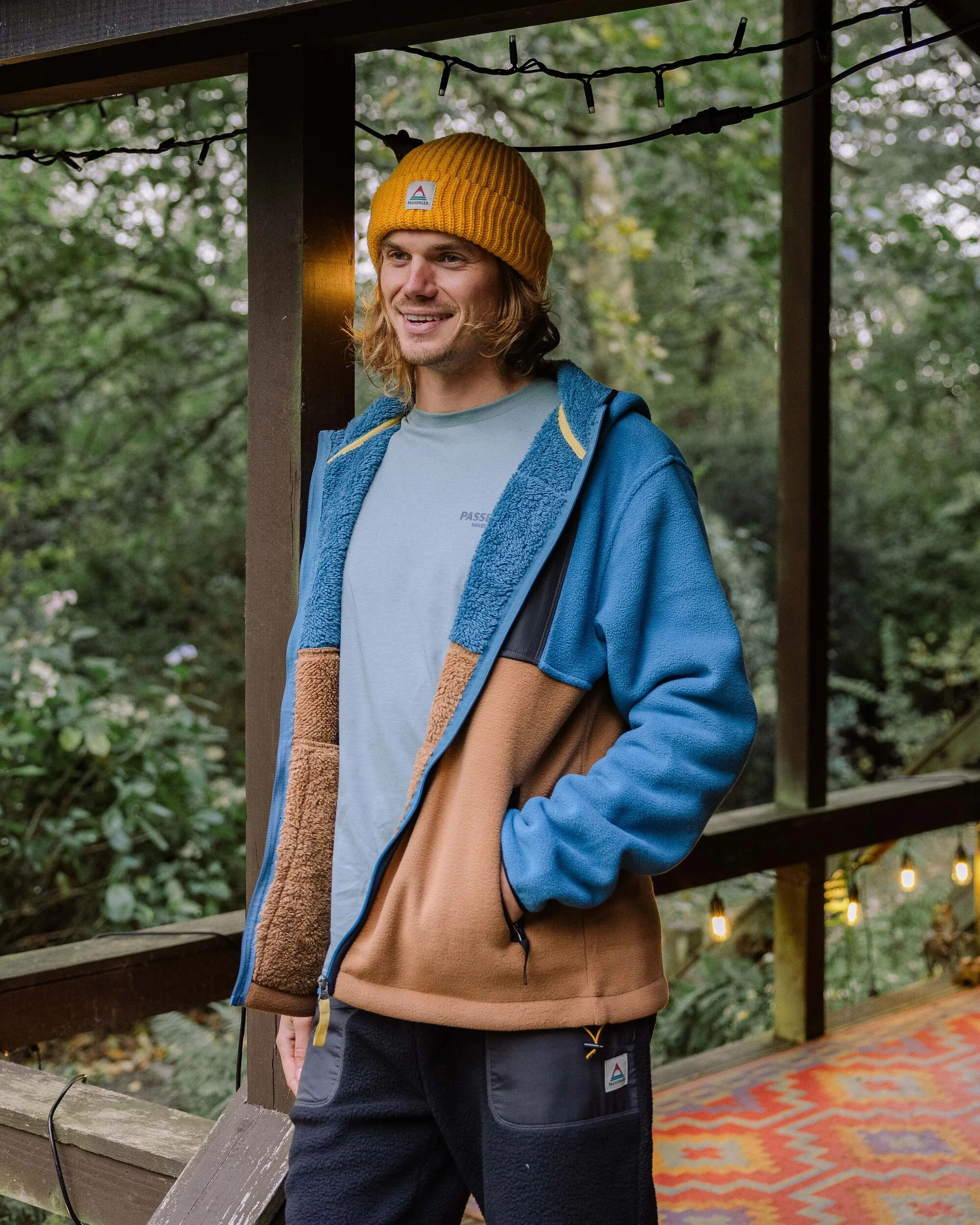 Loch Hooded Polar Fleece - Toffee/Blue Steel