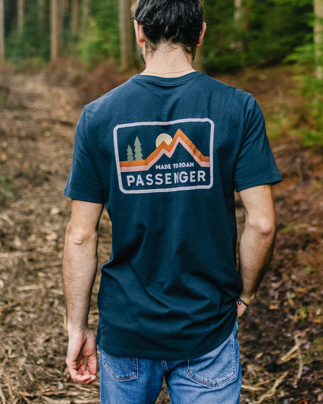 Made To Roam T-Shirt - Deep Navy - Image 7