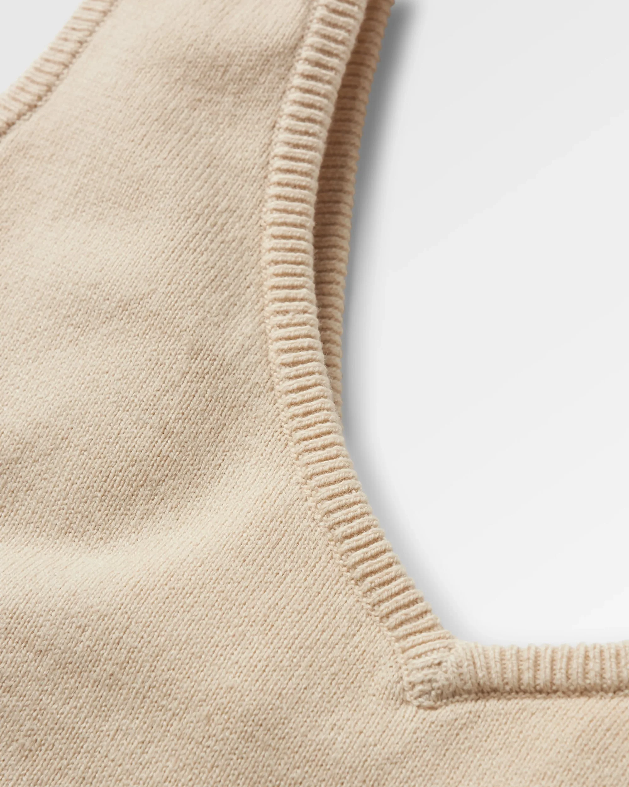 Migrate Organic Knitted Vest - Oat - Image 6