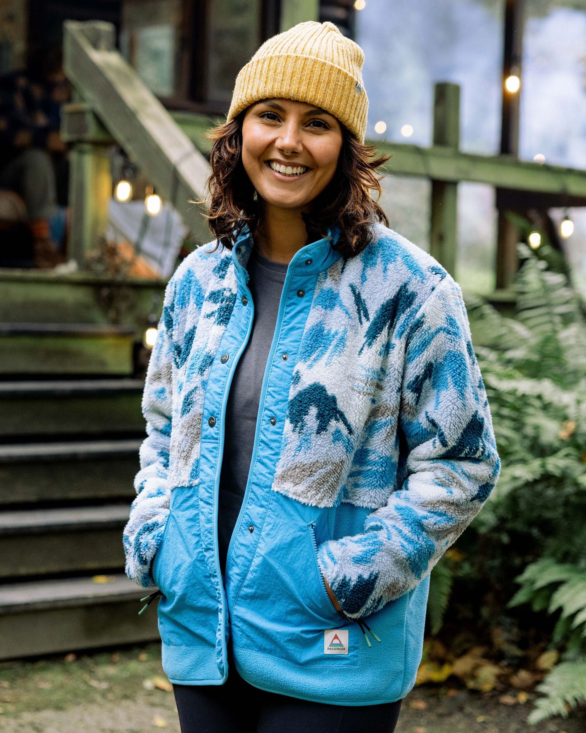Navegado Soft-Touch Sherpa Fleece - Abstract Mountain Blue Fog
