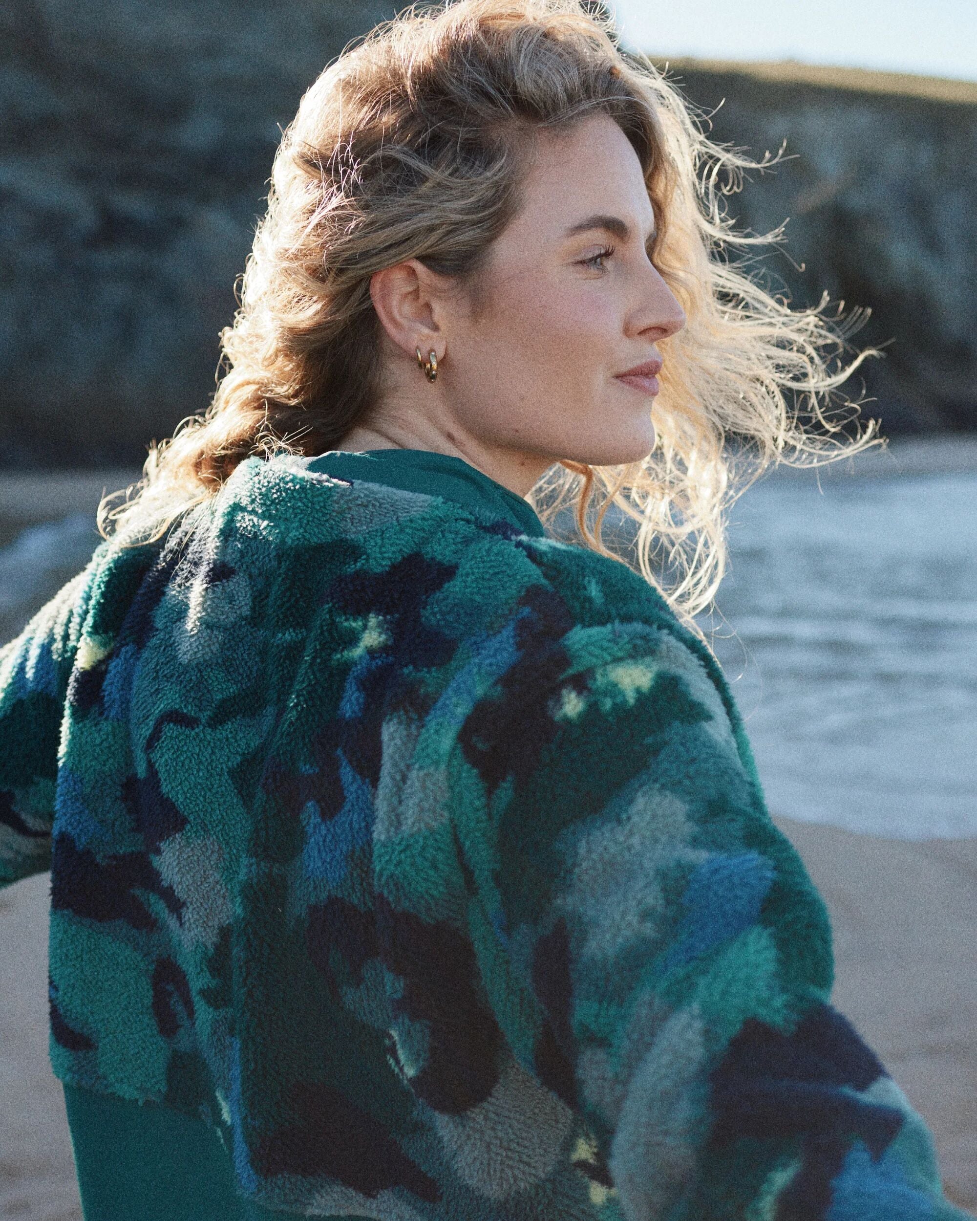 Navegado Soft-Touch Sherpa Fleece - Alpine Camo Rain Forest - Image 3
