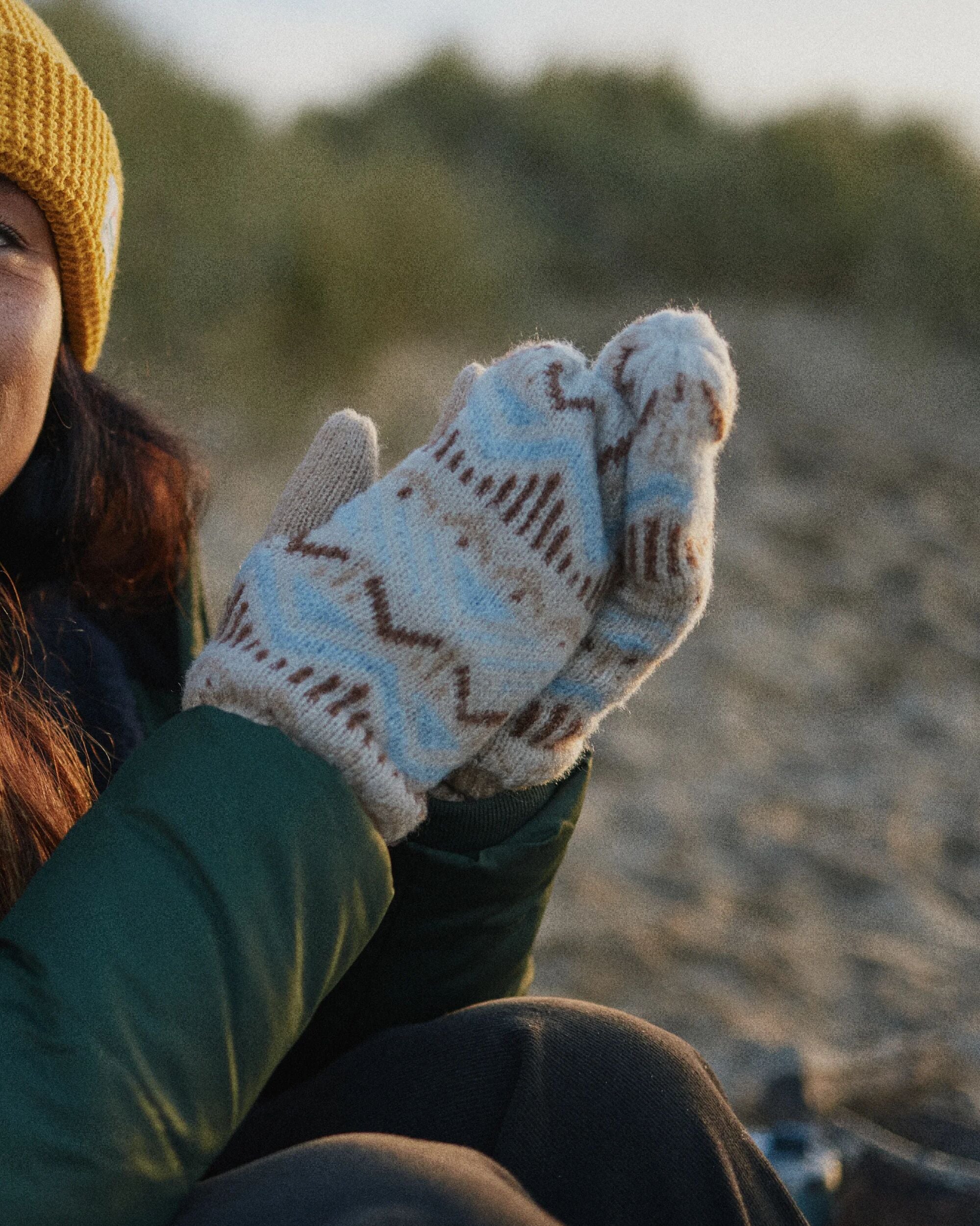 Nettle Fleece Lined Mittens - Birch - Image 2