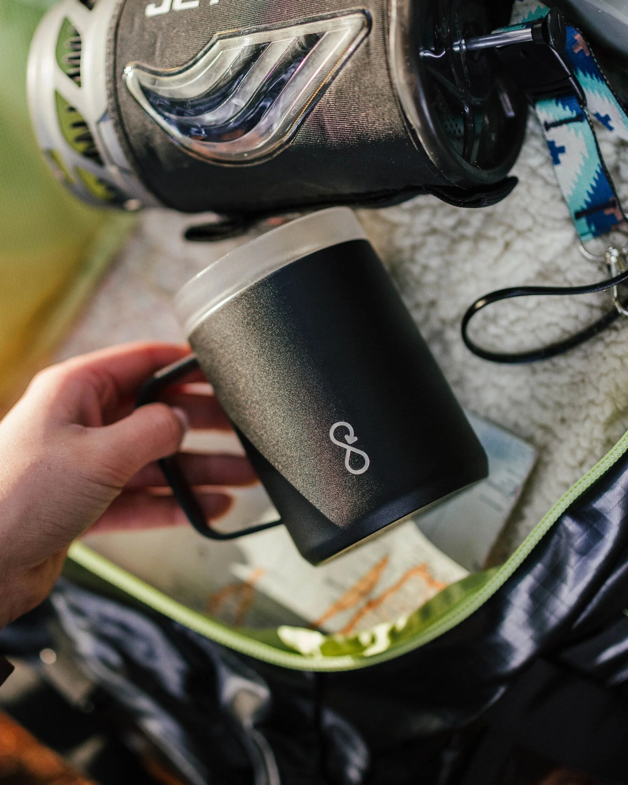 Ocean Bottle Travel Mug - Image 3