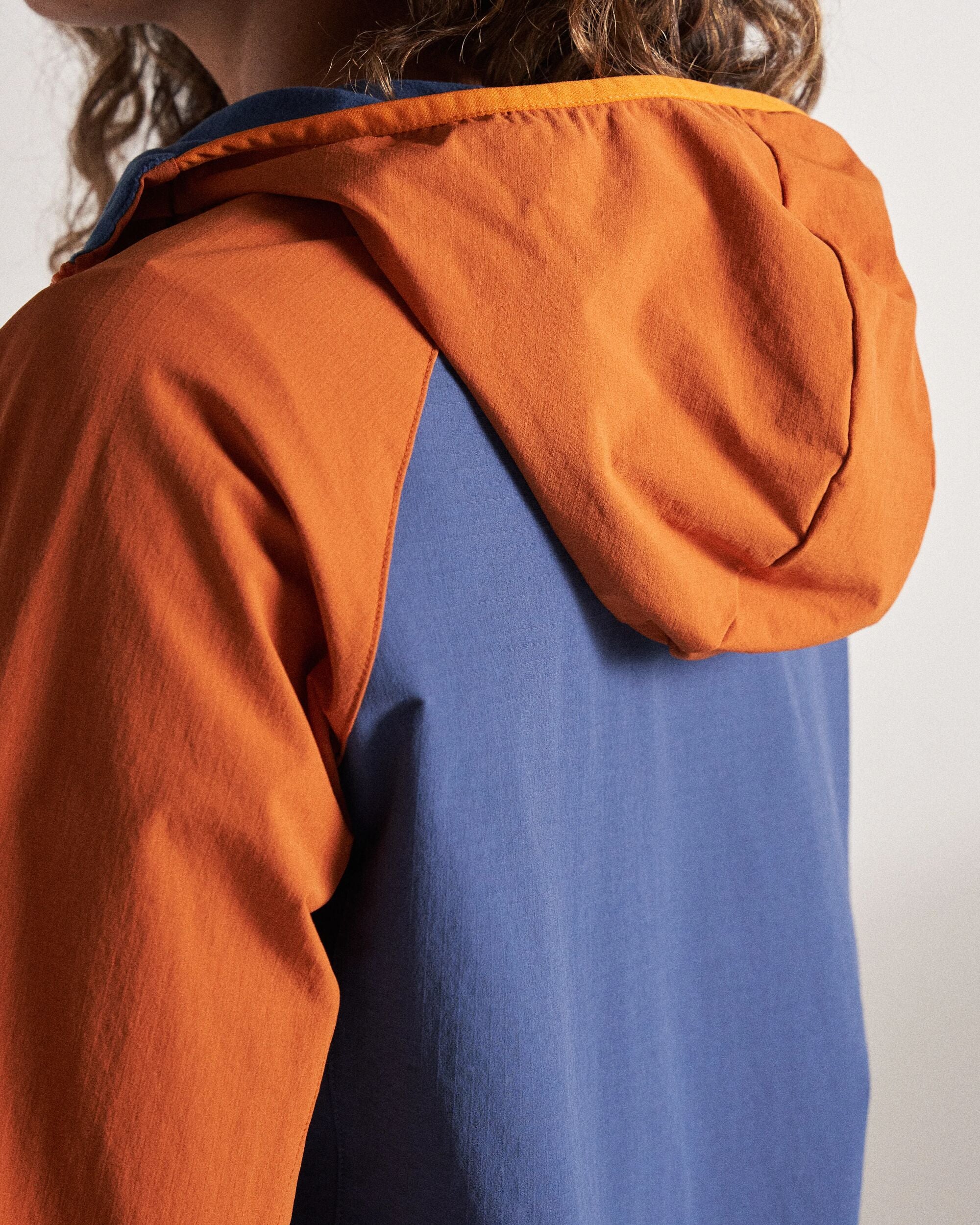 Ocean Light Softshell Anorak - Dark Denim/Sunset Orange - Image 6